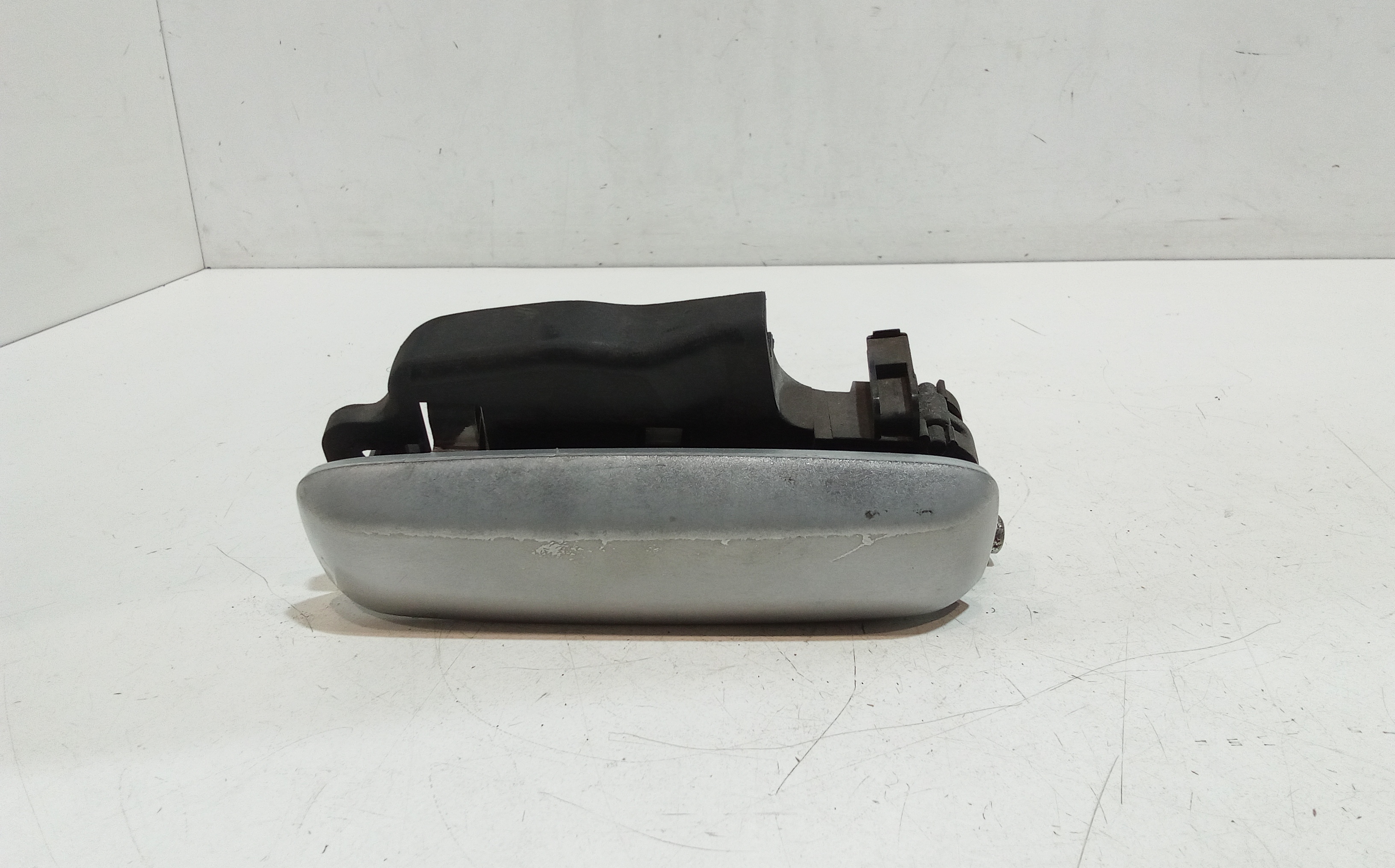 Maniglia Porta Post. Sinistro 735369030 Usato