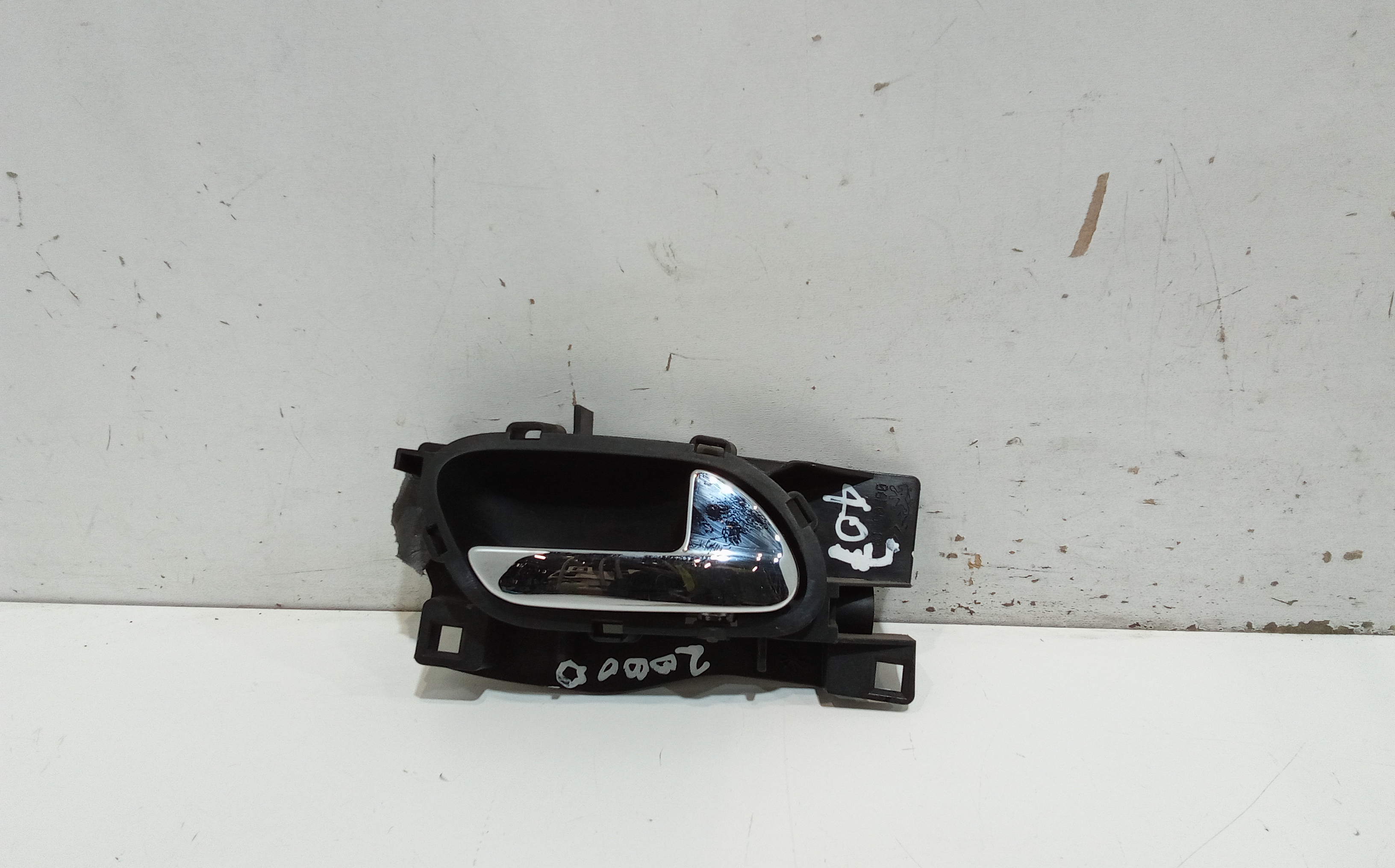 Maniglia Int. Apertura Porta Ant. Destro Usato