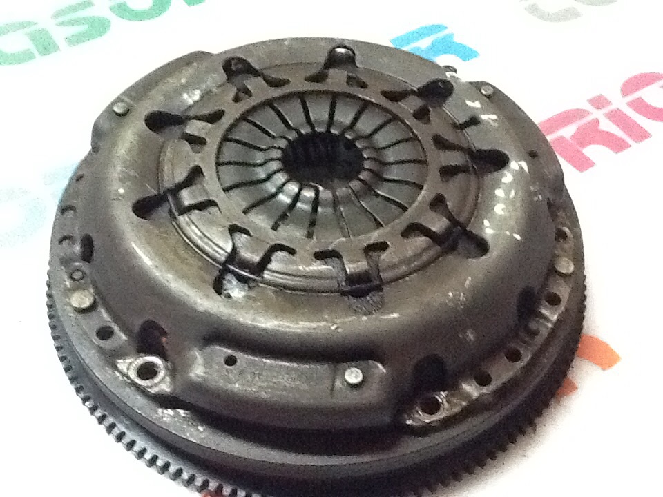 Kit Frizione E Volano Usato