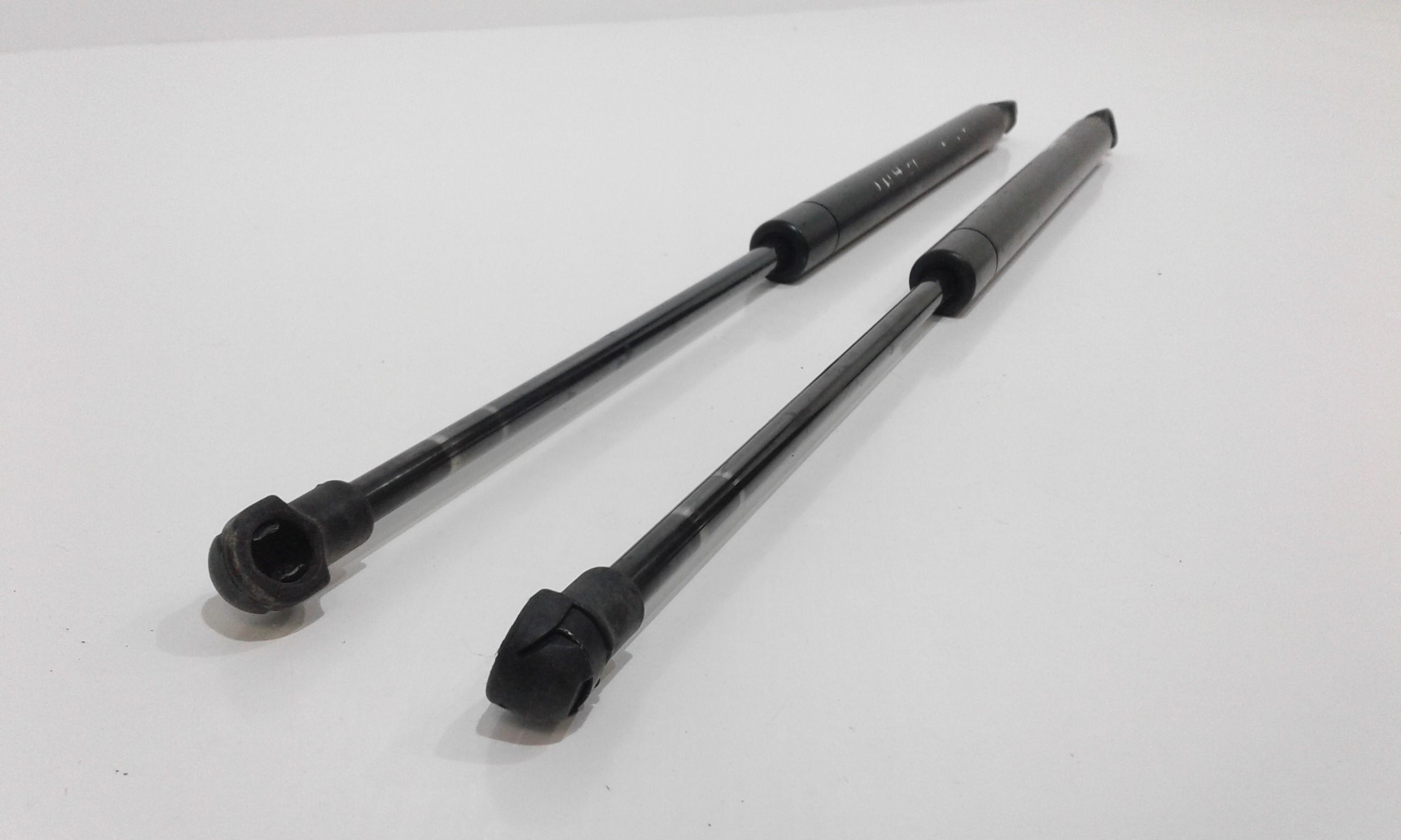 Cerniera Cofano Post. Destro Usato