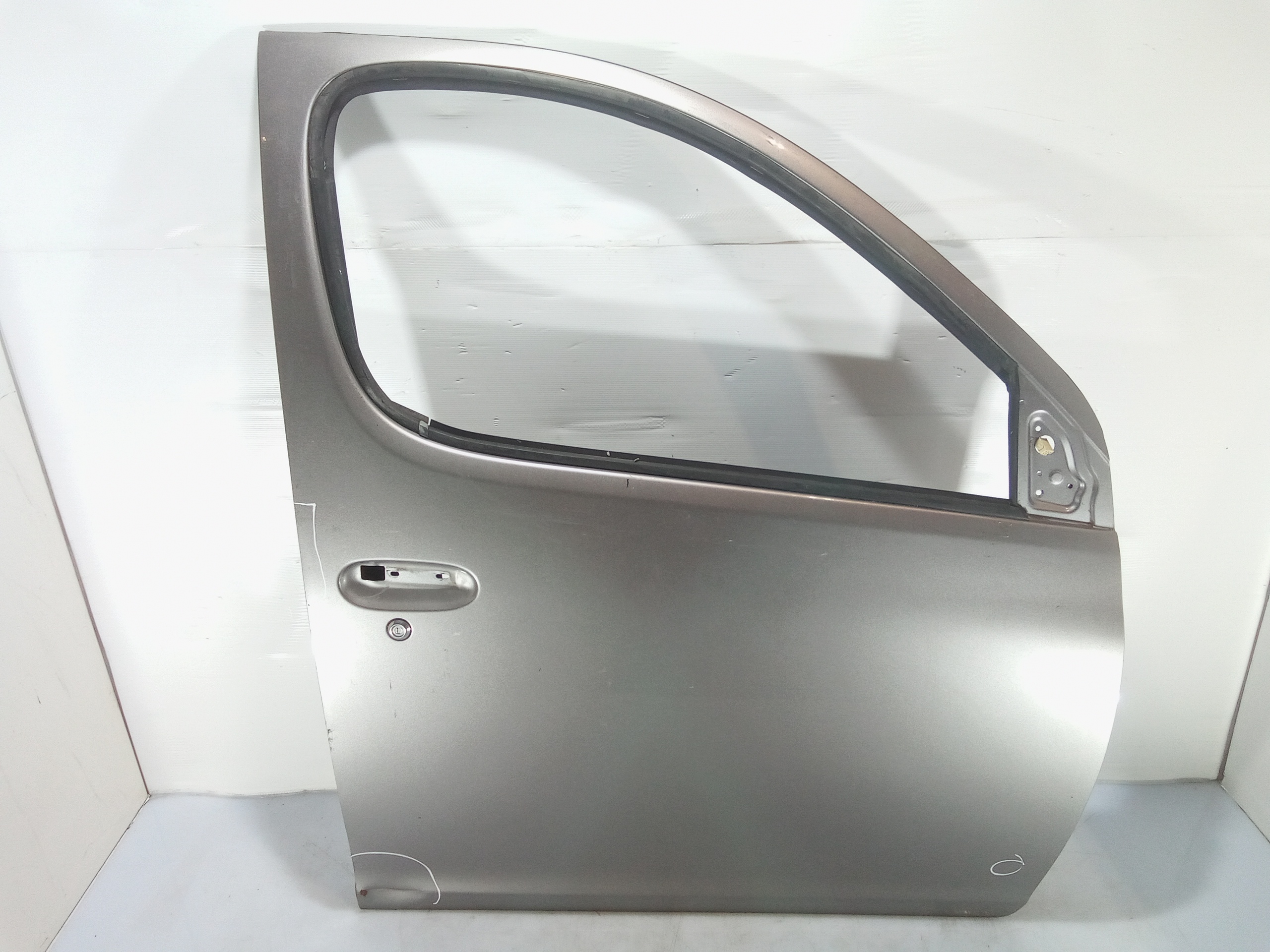 Porta Ant. Destro 6700152030 Usato