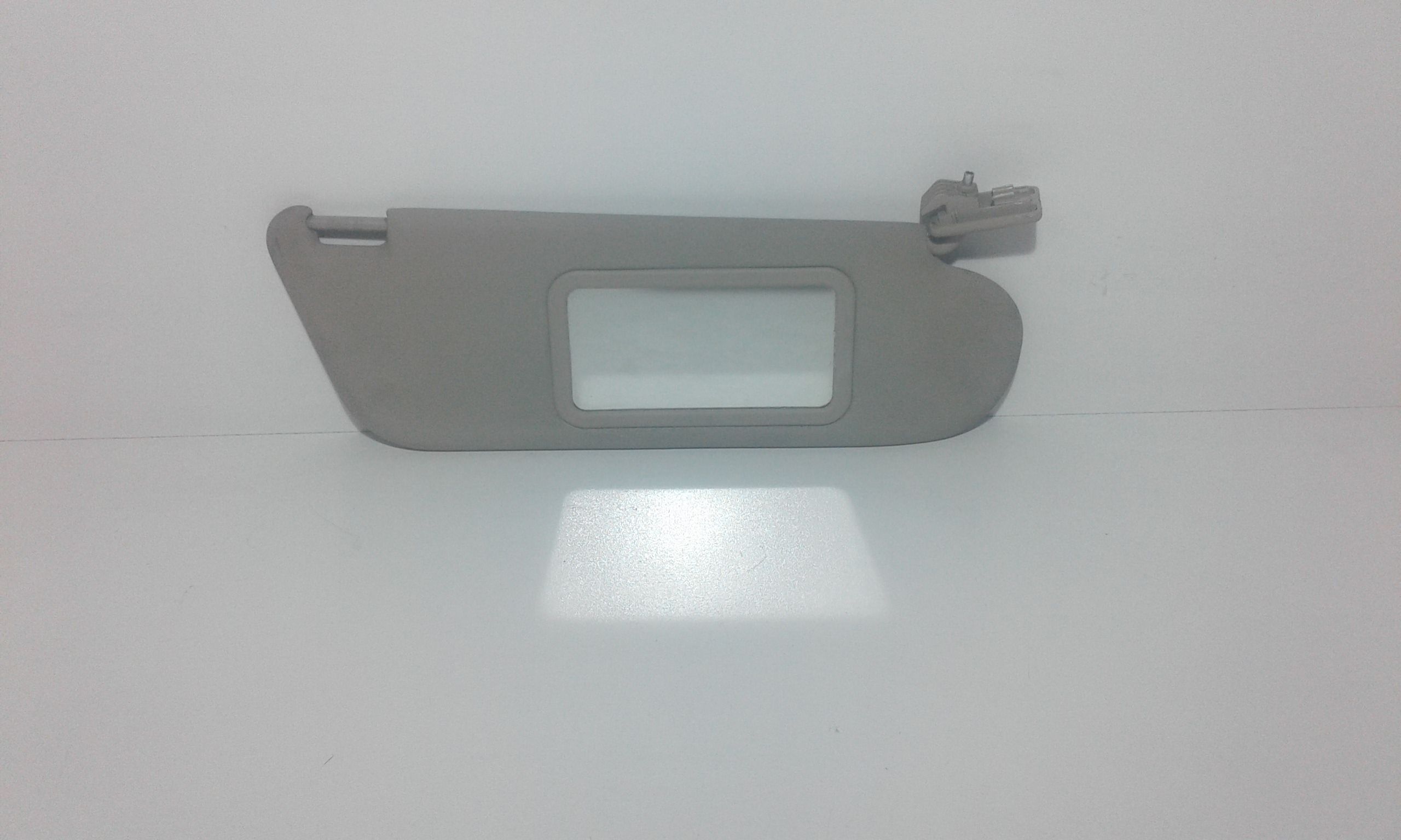 Aletta Parasole Parabrezza Destro 24454160 Usato