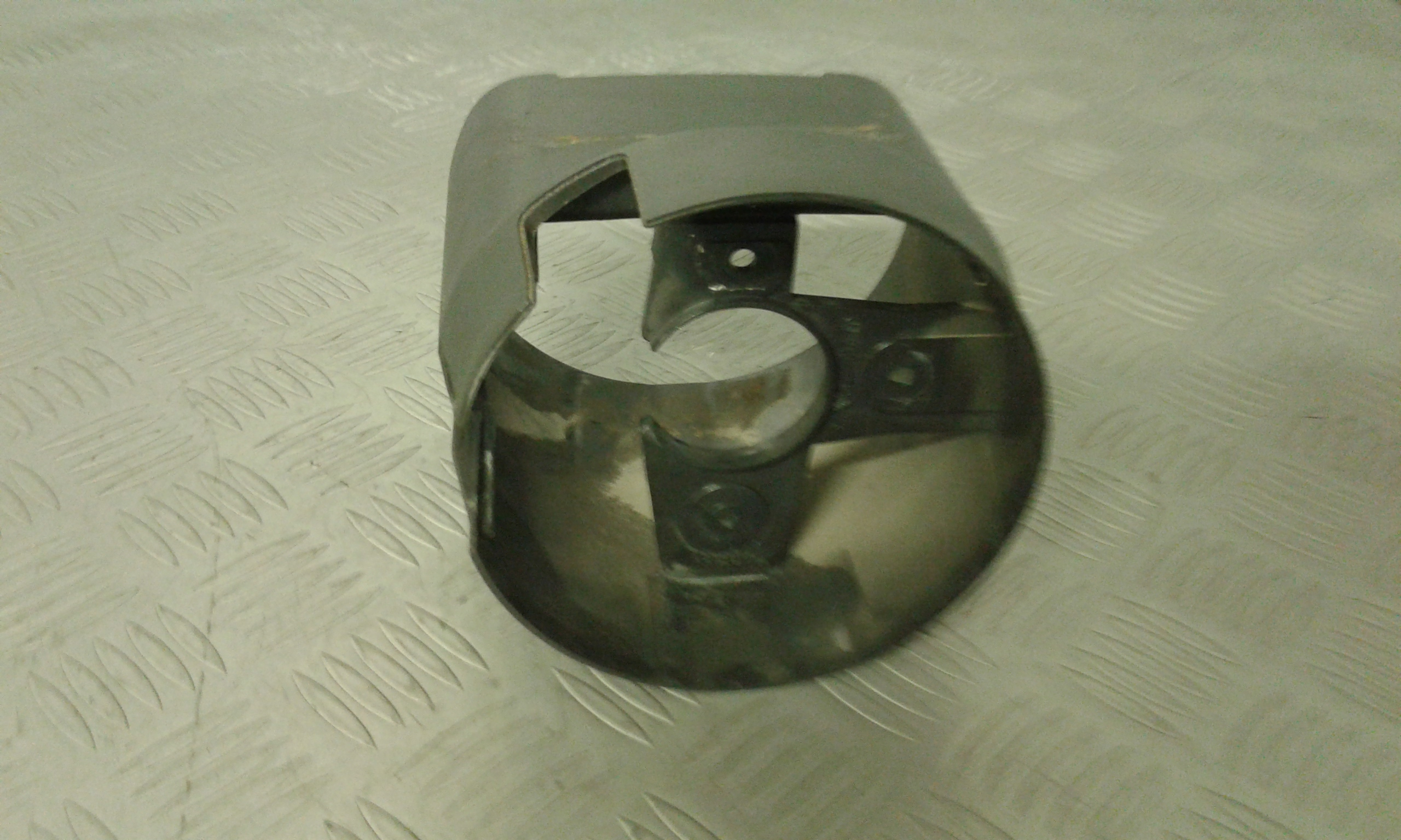 Cuffia Albero Sterzo L/abitacolo Usato