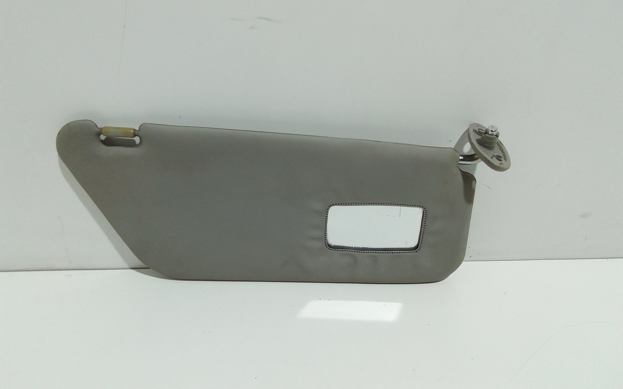 Aletta Parasole Parabrezza Destro 96280100 Usato