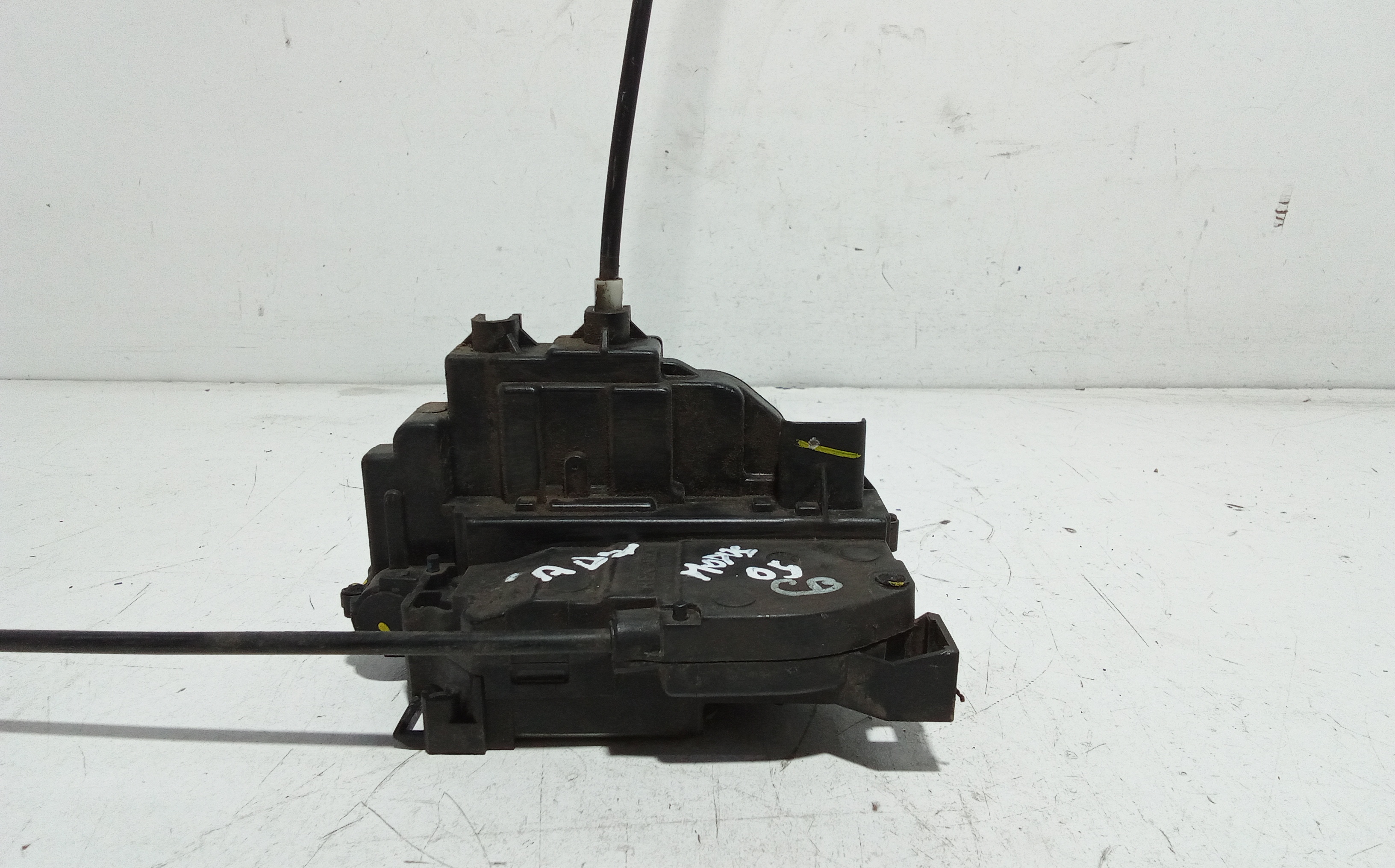 Serratura Porta Ant. Destro 8200219247 Usato