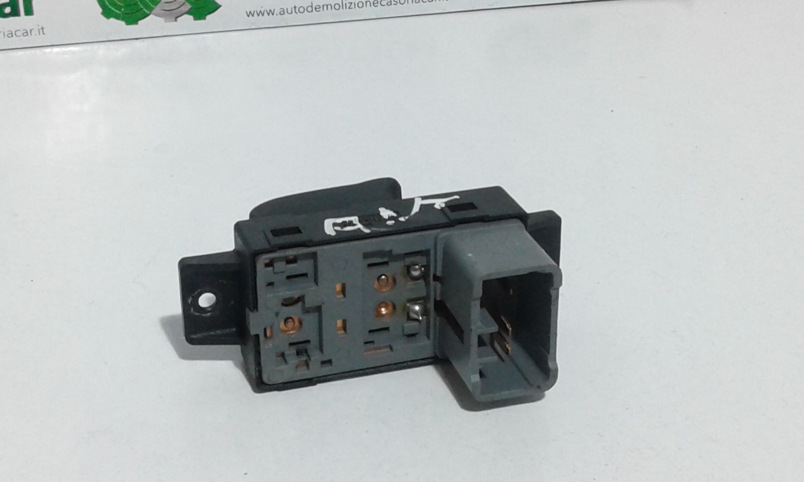 Interruttore Alzacristalli Porta Ant. Destro Usato