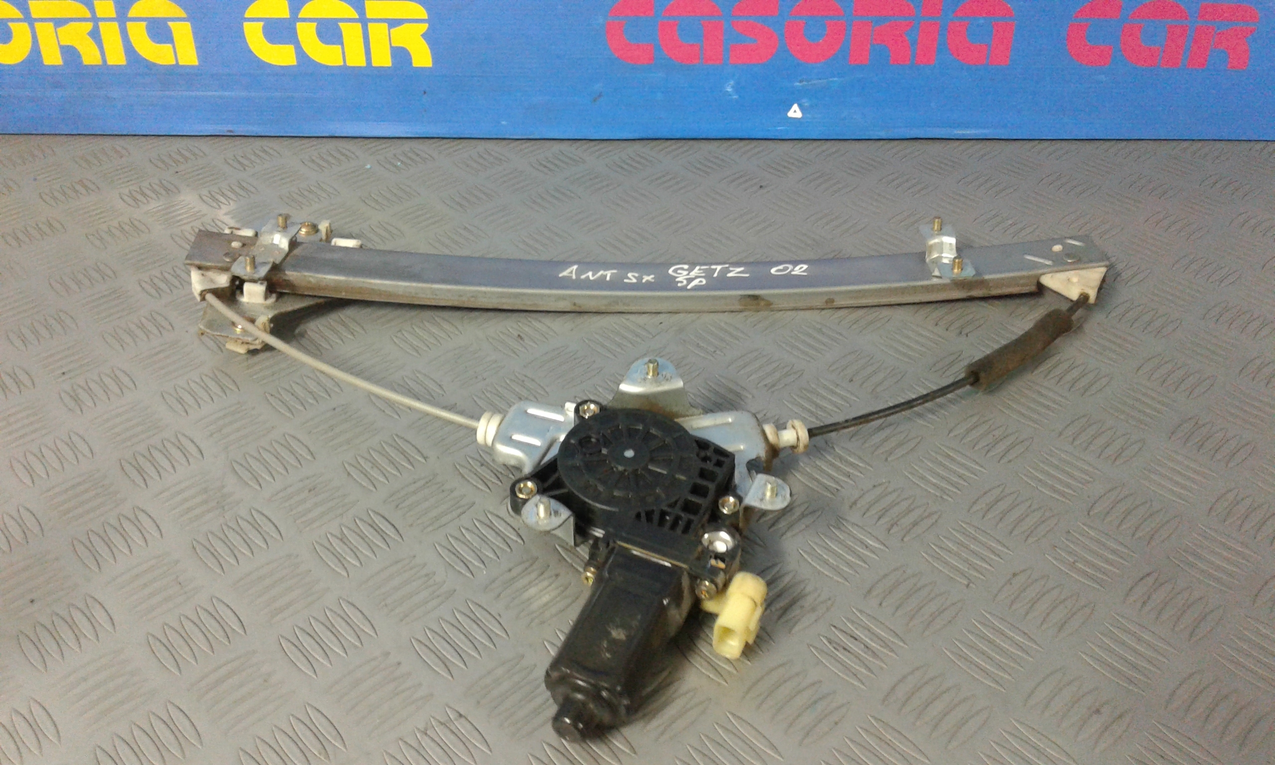 Alzacristallo Porta Ant. Sinistro 824011C000 Usato