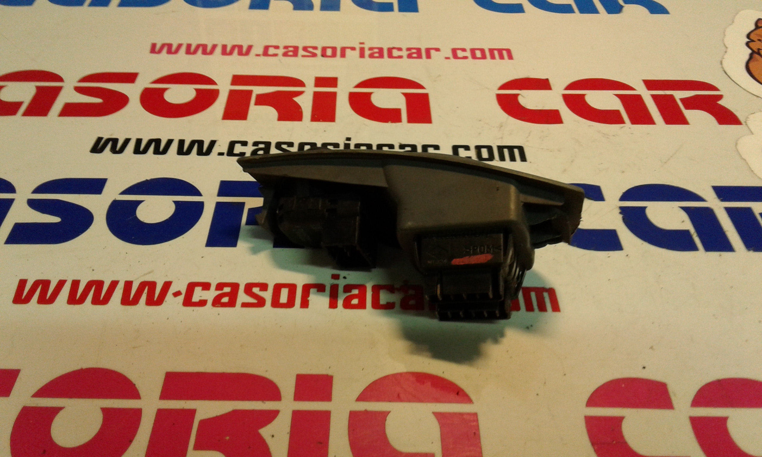 Interruttore Alzacristalli Porta Ant. Sinistro Usato