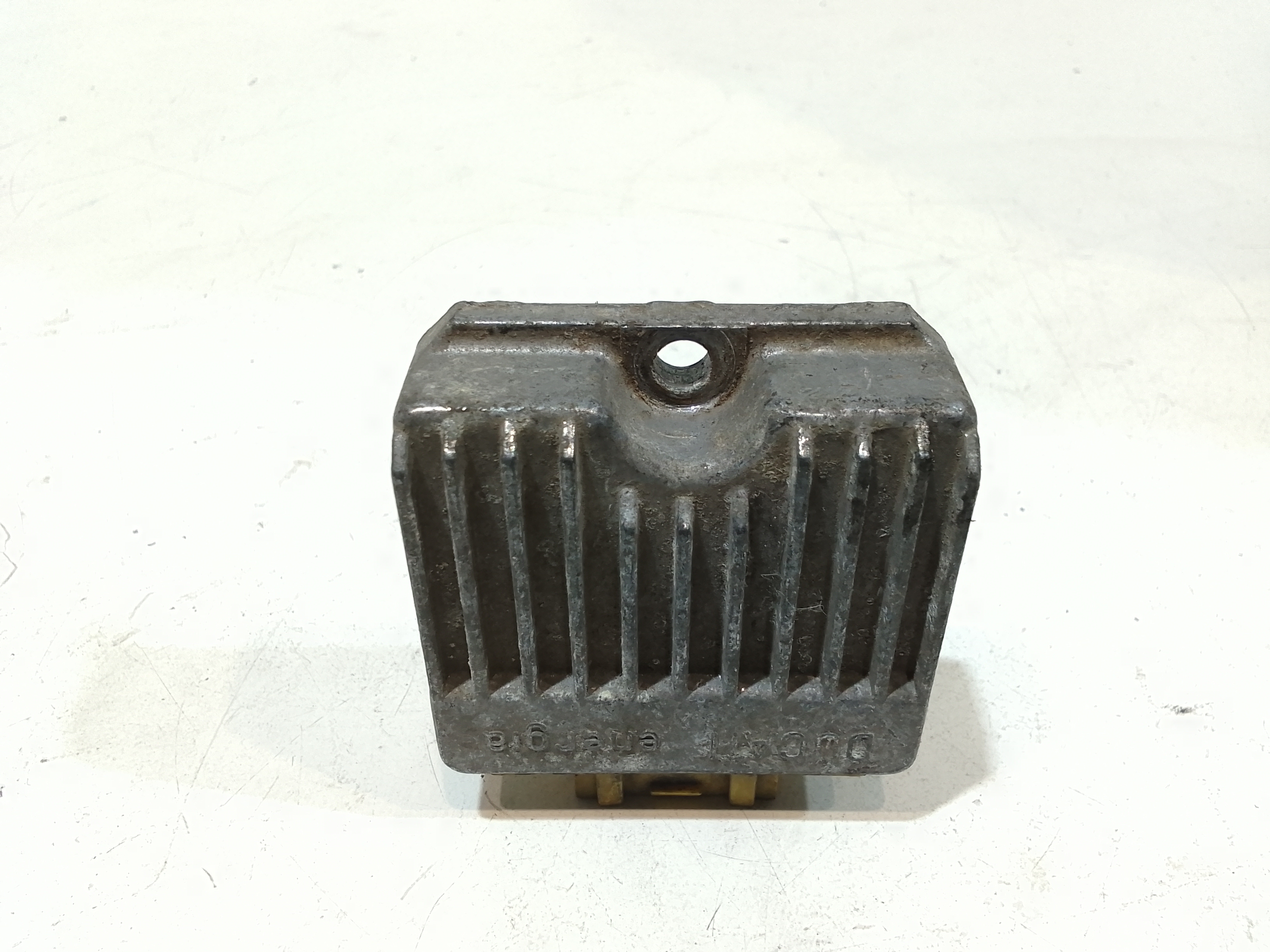 Regolatore Tensione Usato