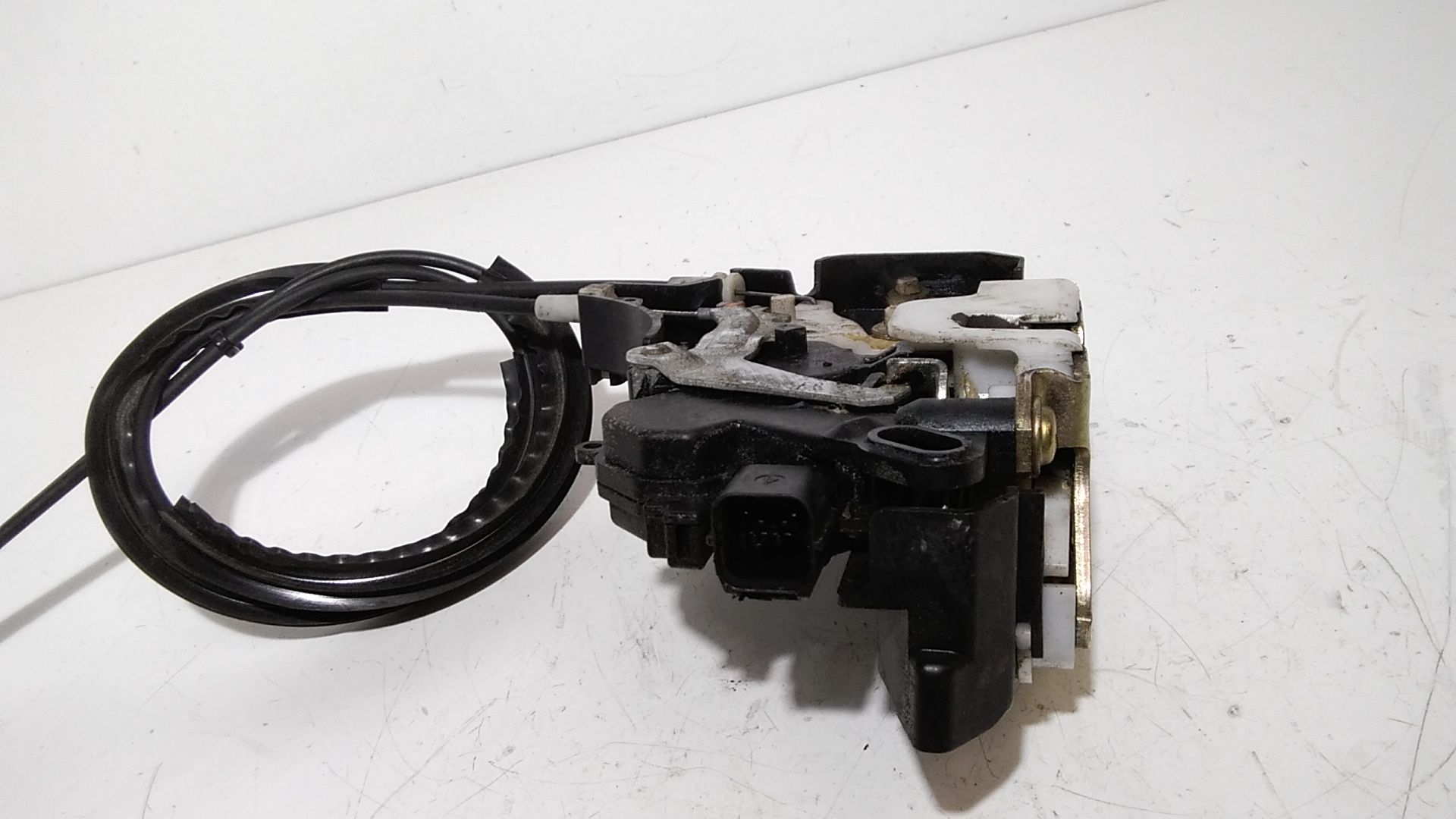 Serratura Porta Ant. Destro 5715A407 Usato