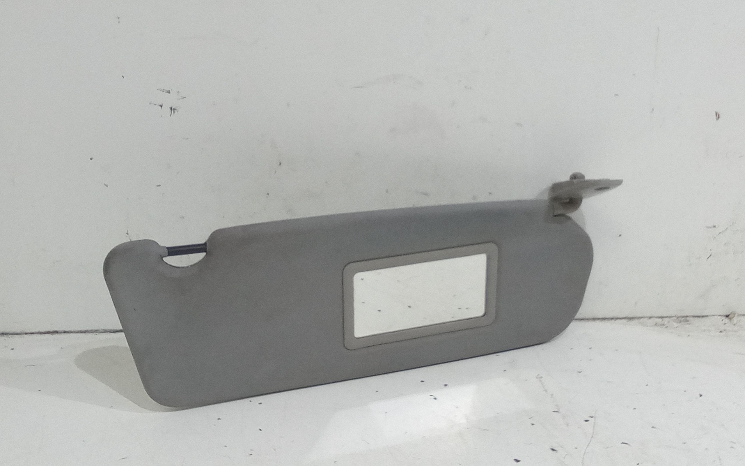 Aletta Parasole Parabrezza Destro Usato