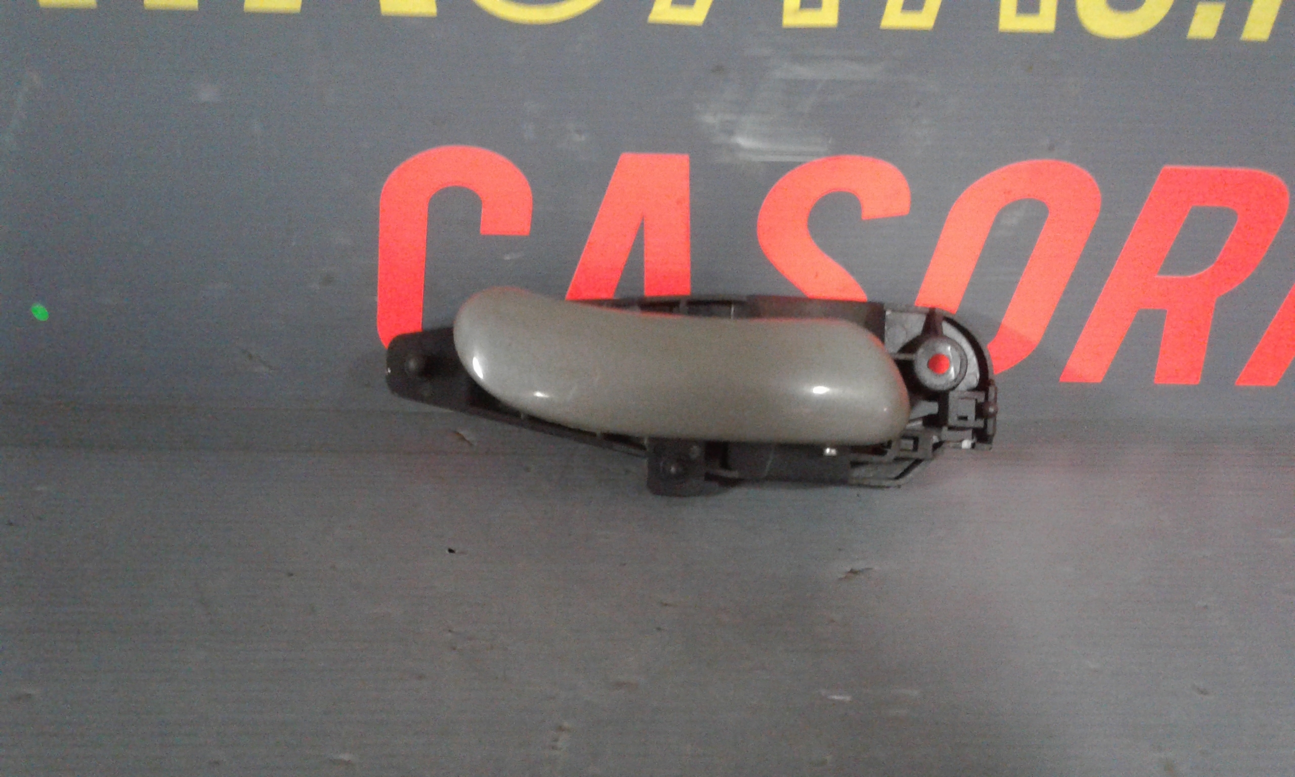 Maniglia Int. Apertura Porta Post. Destro Usato