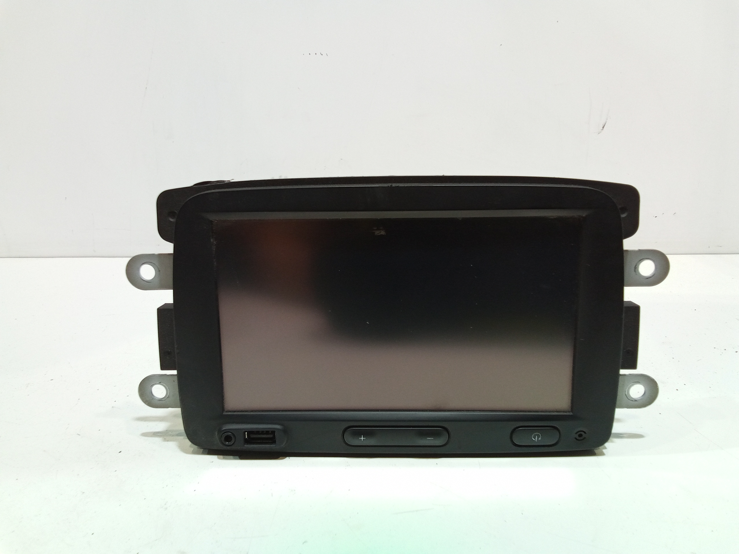 Radio C/sistema Di Navigatore Satellitare Usato