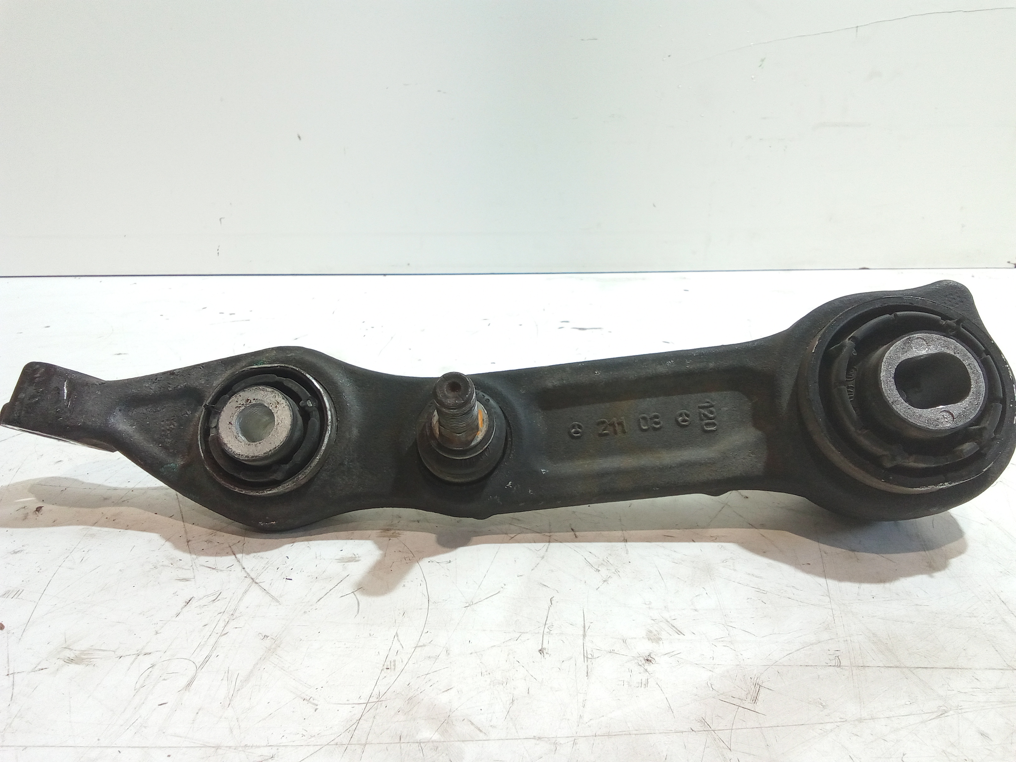 Braccio Oscillante Sosp. Ant. Destro Usato