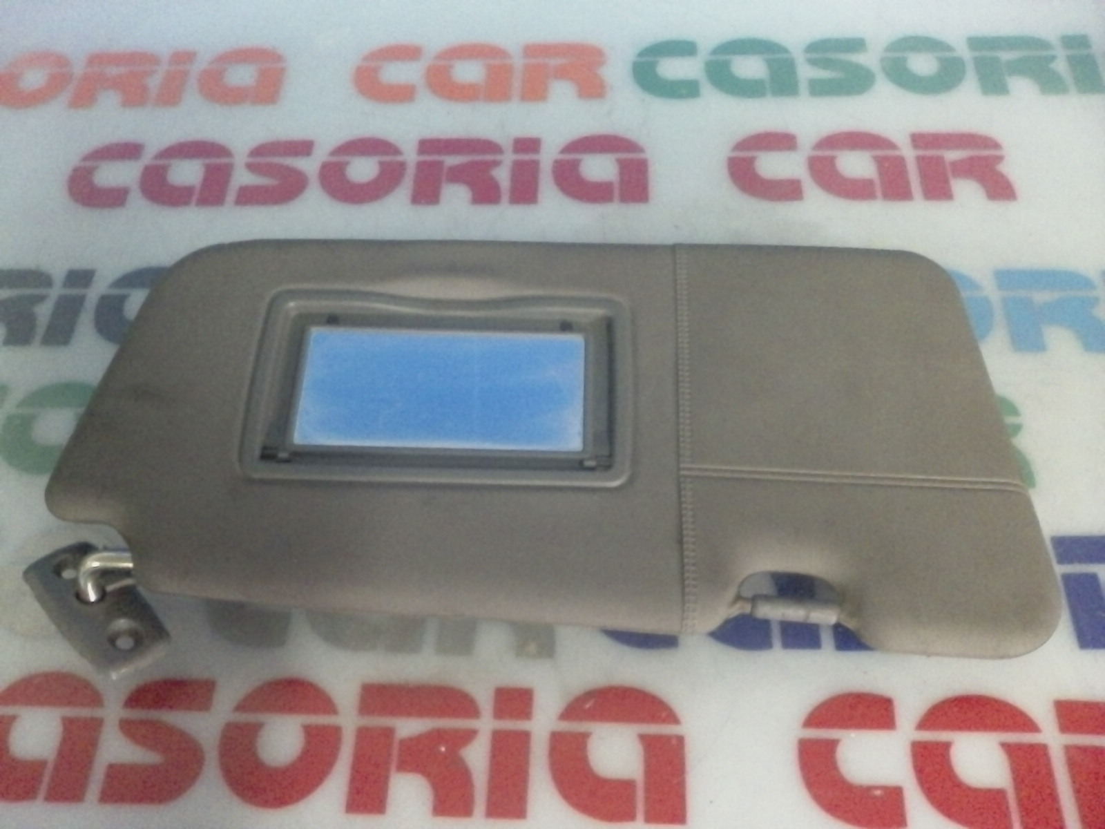 Aletta Parasole Parabrezza Destro 0K2KA69270A44 Usato