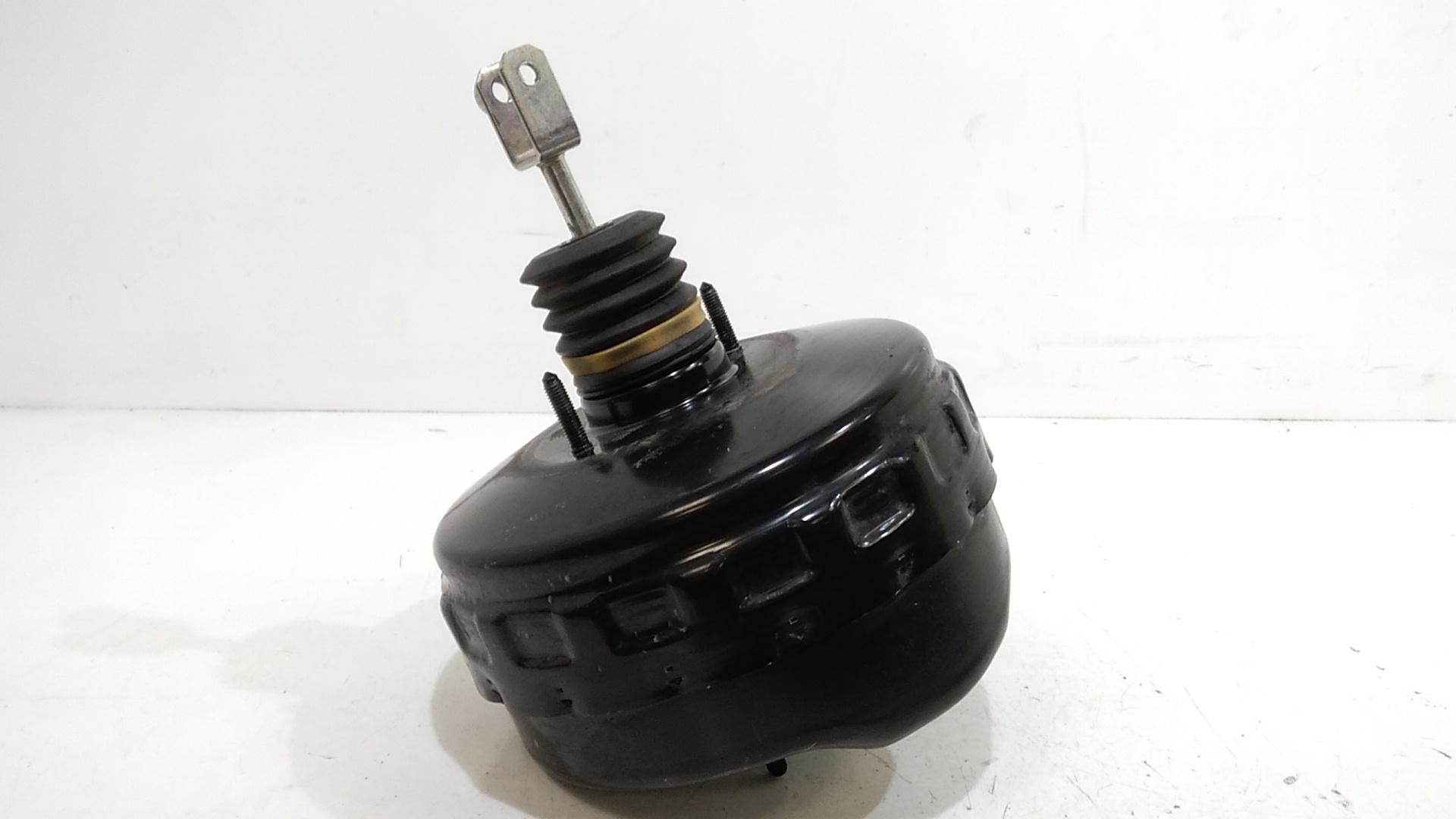 Servofreno A0054308530 Usato