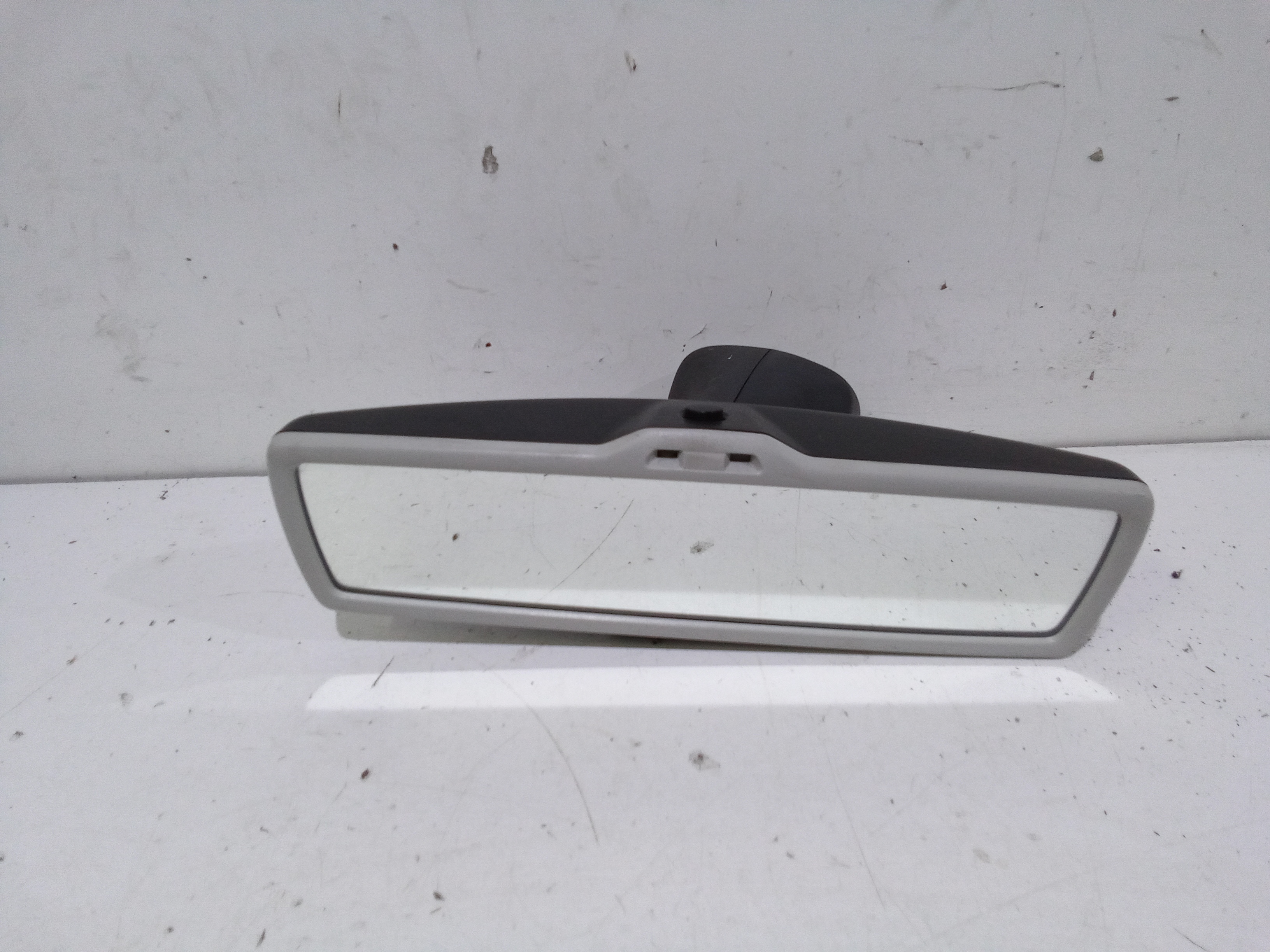 Retrovisore Interno 1K0857511E9B9 Usato