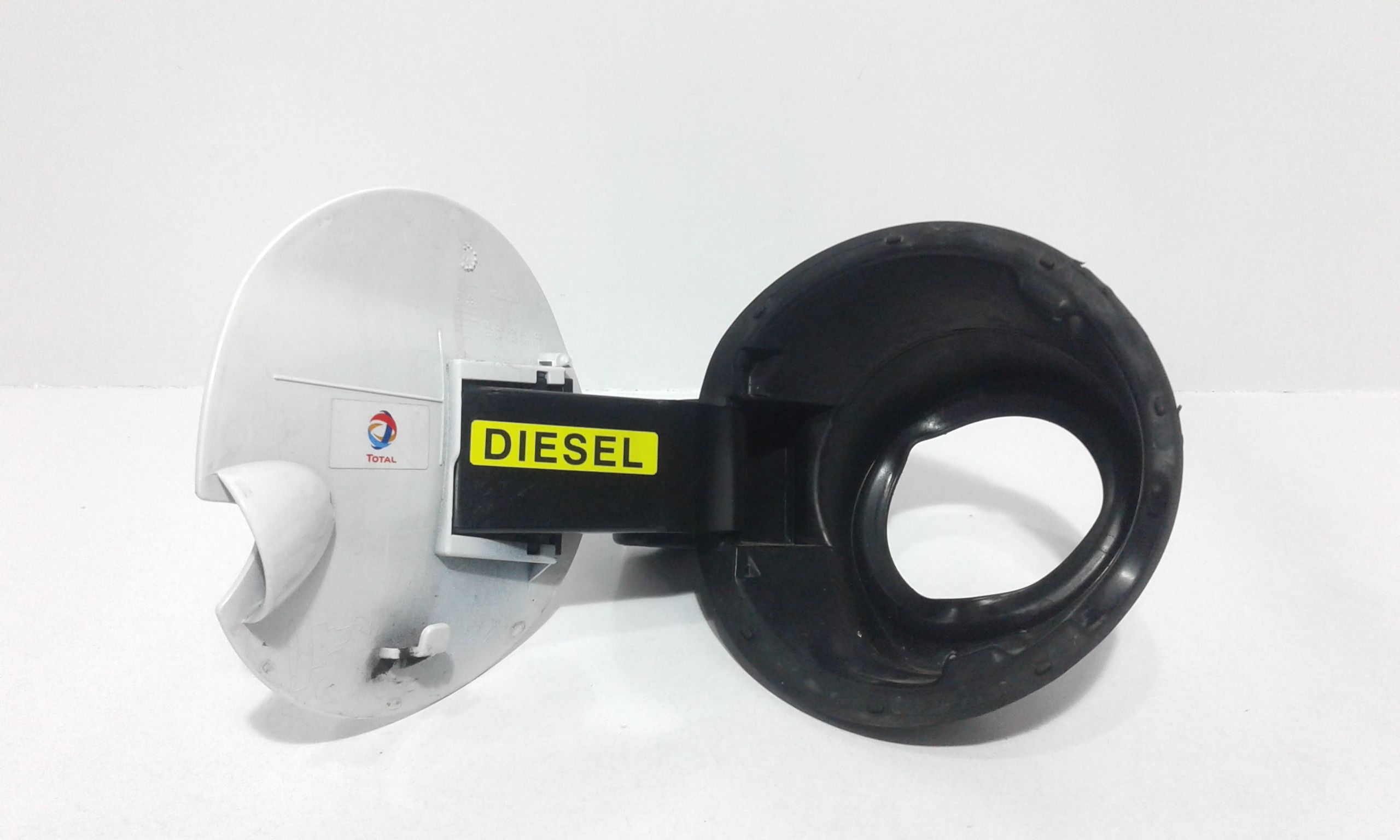 Sportello Carburante 9818397880 Usato