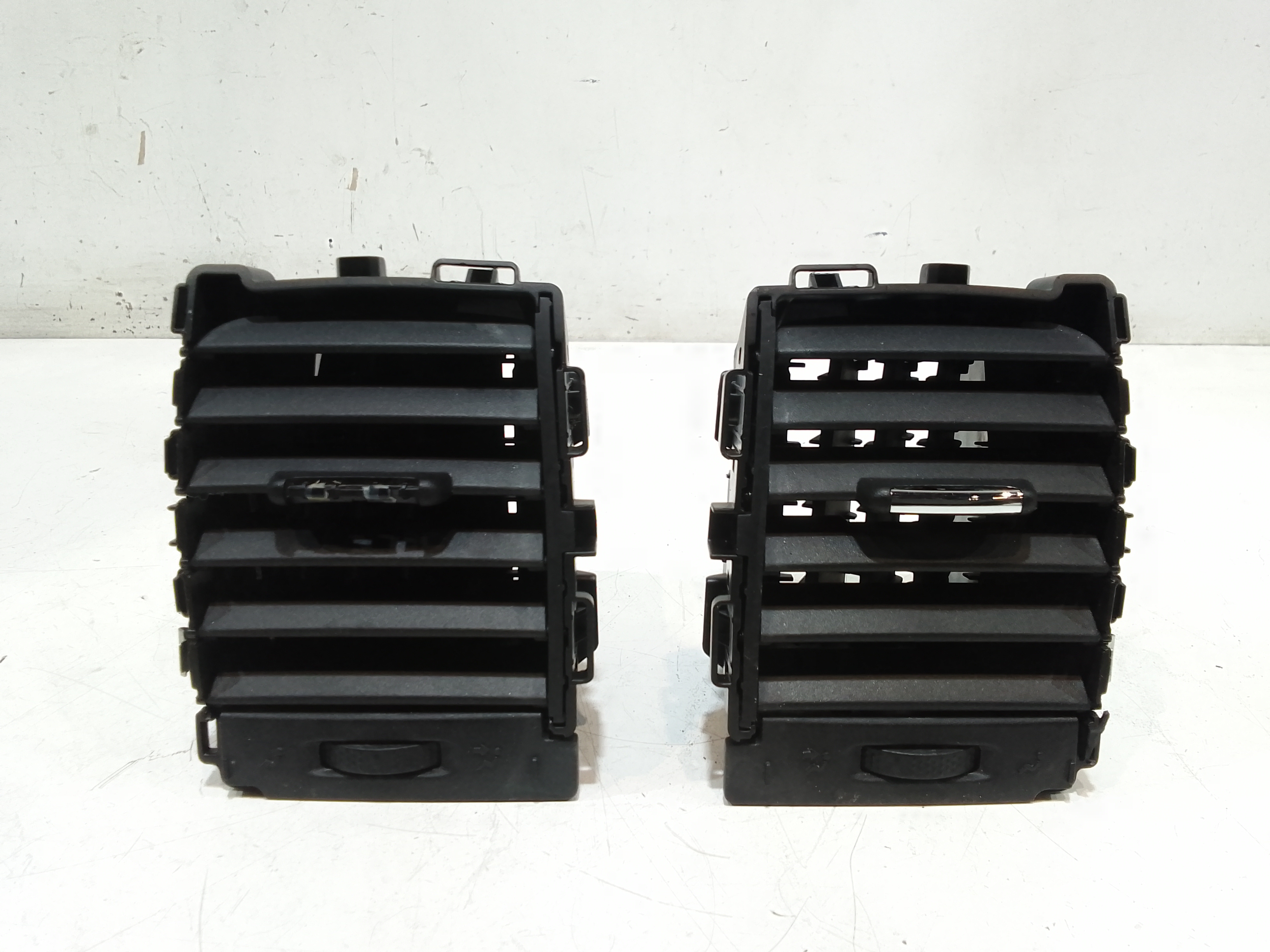 Condotto Aria Bocchette Centr. Sup. Cruscotto Usato