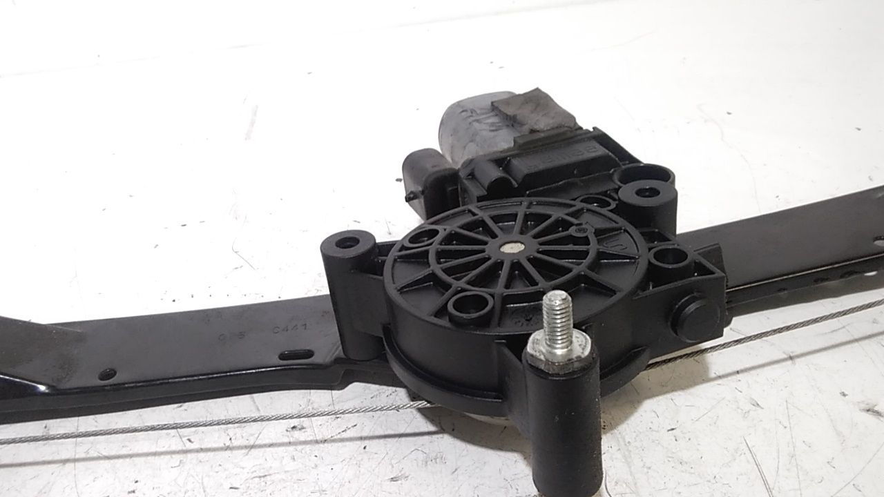 Alzacristallo Porta Ant. Destro Usato