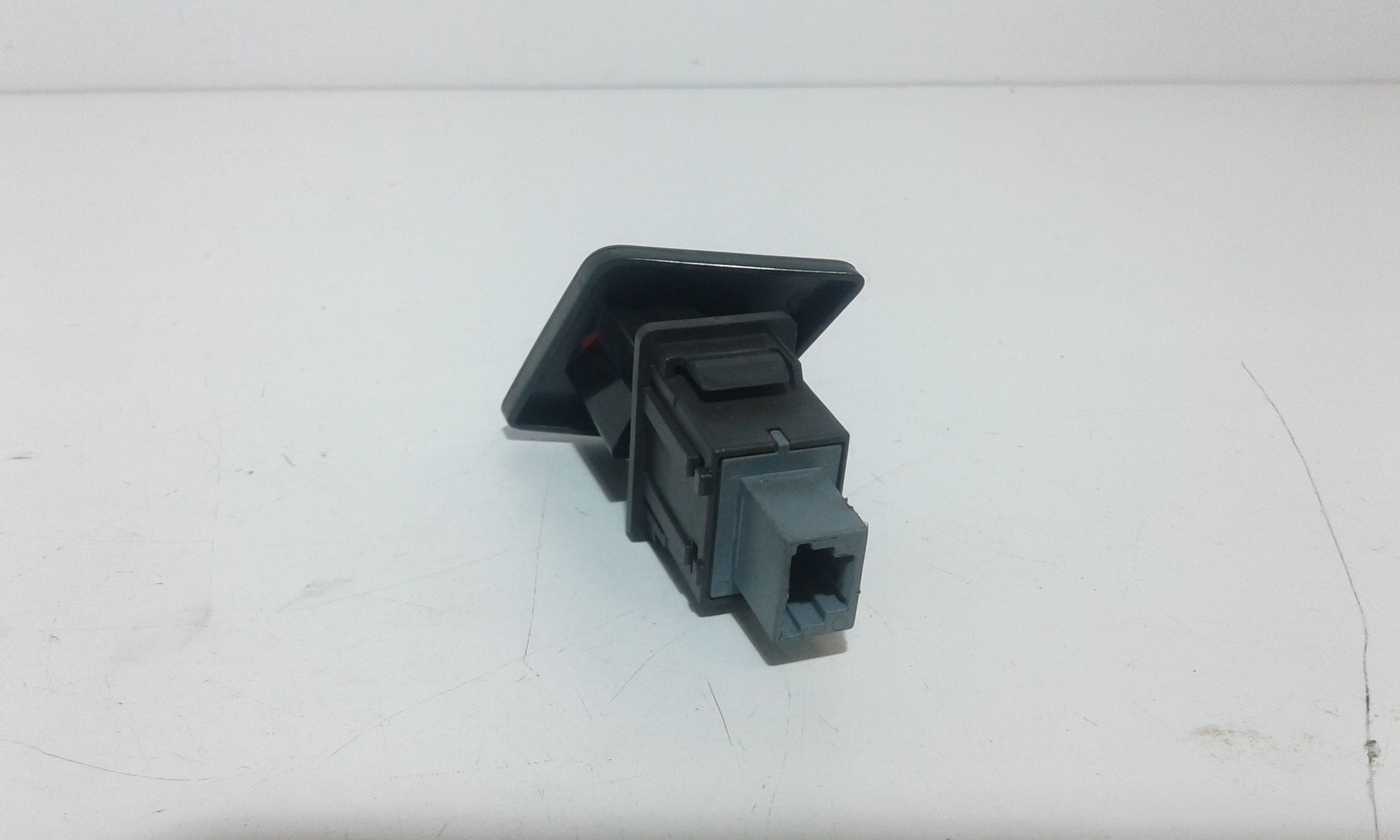 Interruttore Luci Emergenza 8433252030 Usato