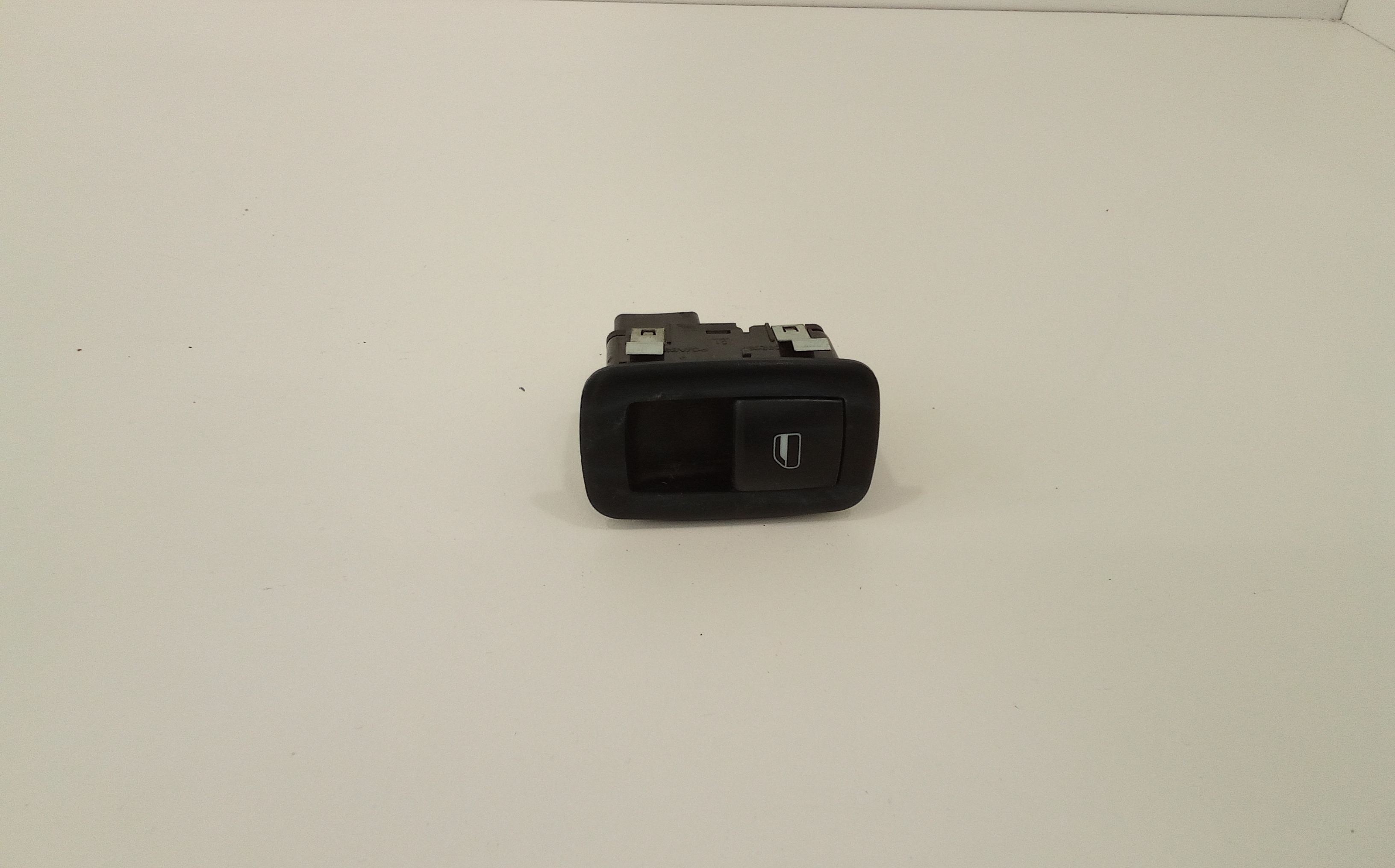 Interruttore Alzacristalli Porta Post. Destro K56046832AC Usato