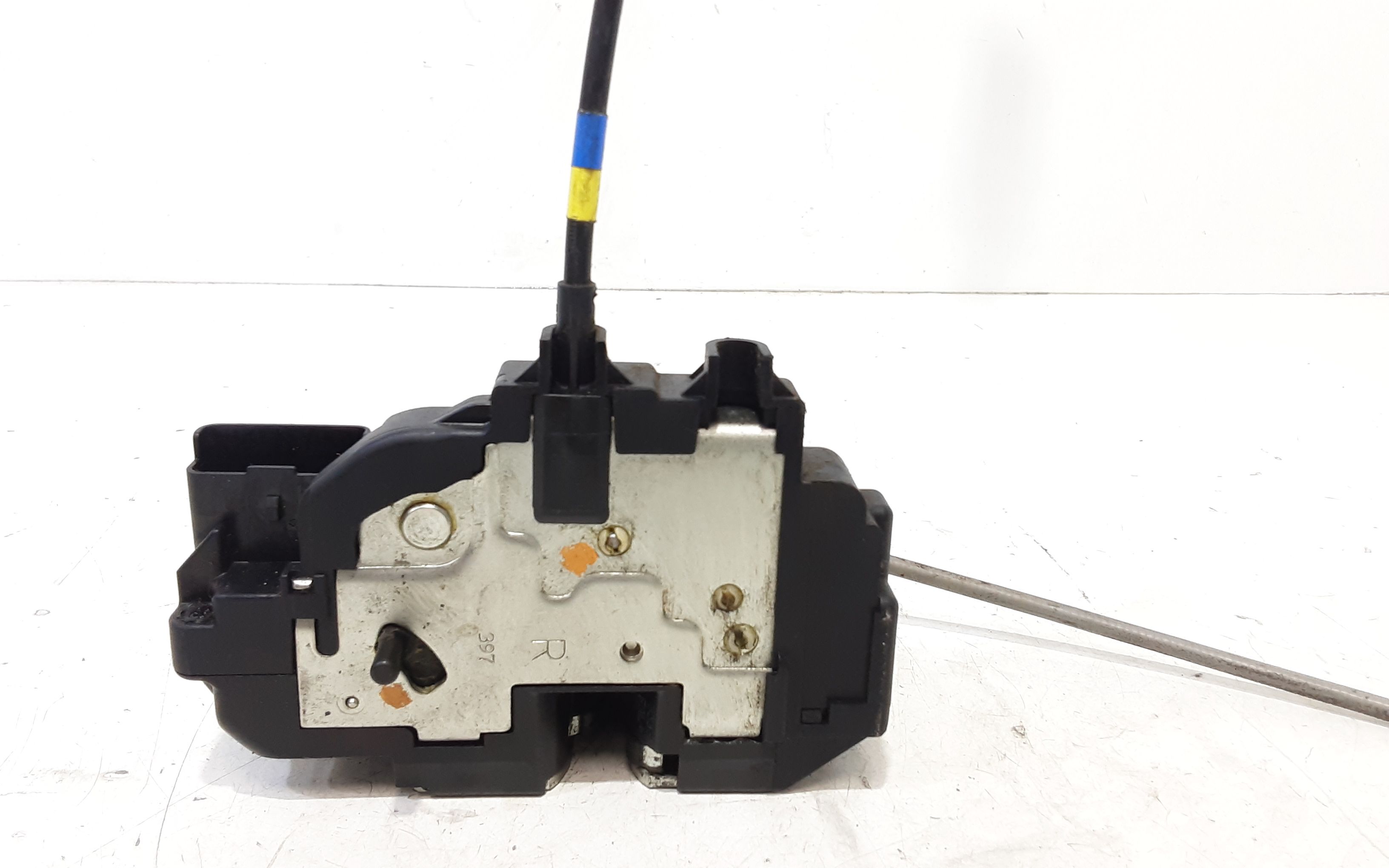 Serratura Porta Post. Destro 825009U100 Usato