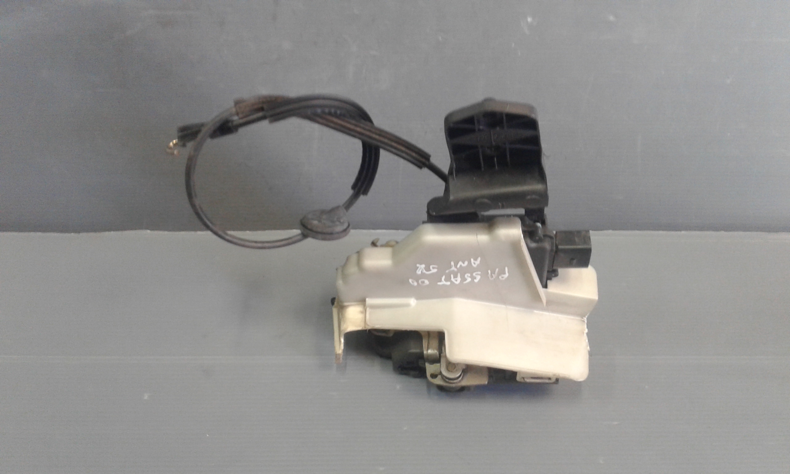 Serratura Porta Ant. Sinistro 3B1837015A Usato