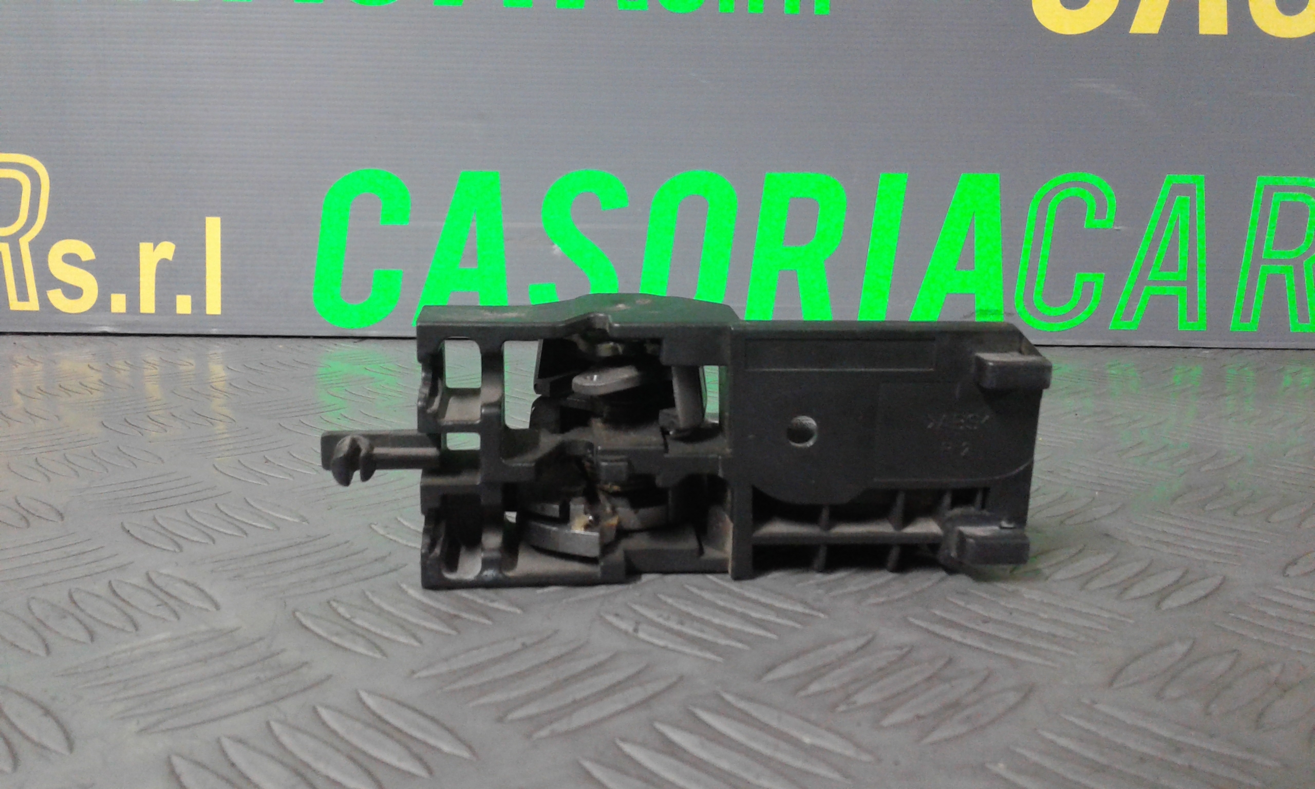 Maniglia Int. Apertura Porta Ant. Destro Usato