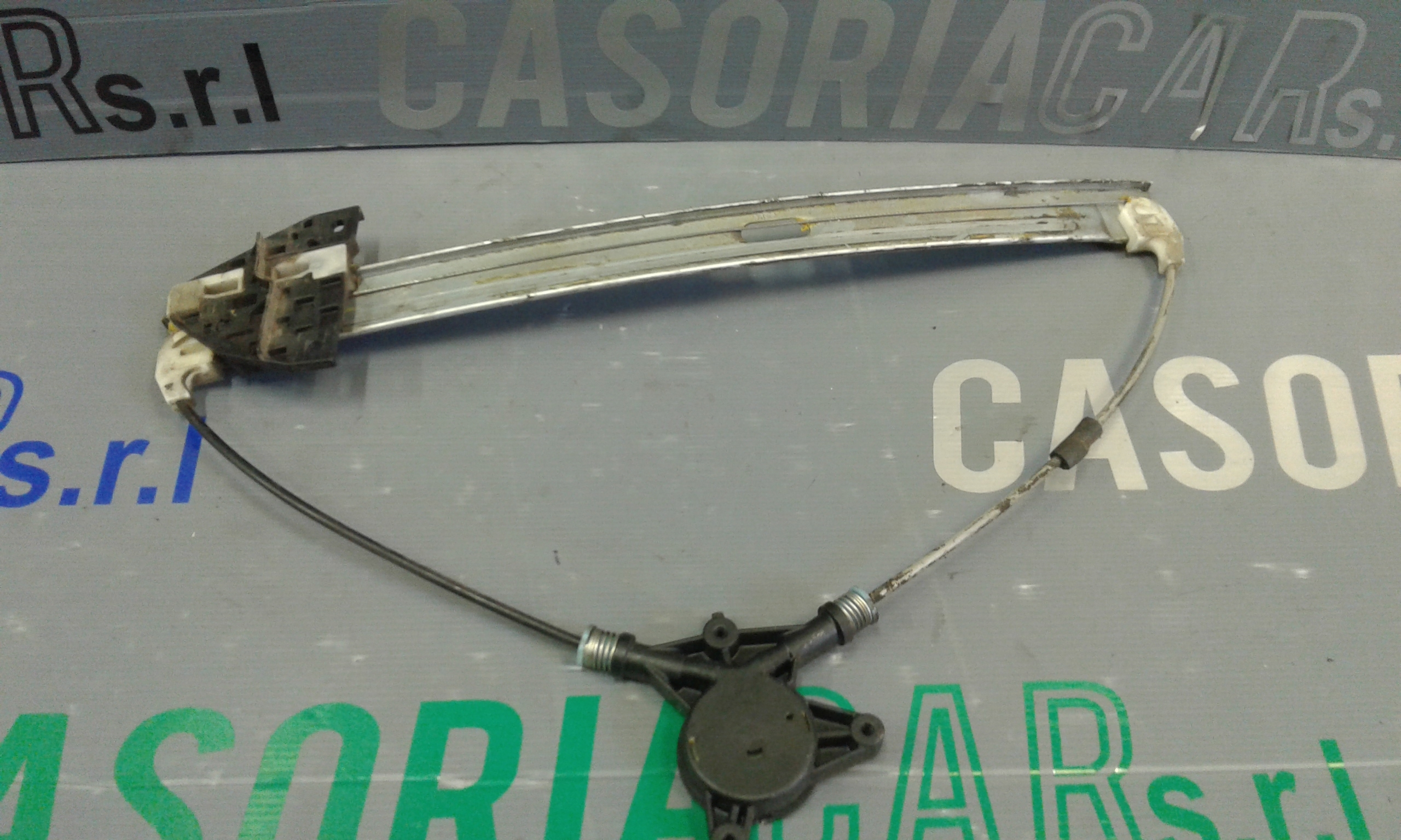 Alzacristallo Porta Ant. Destro Usato