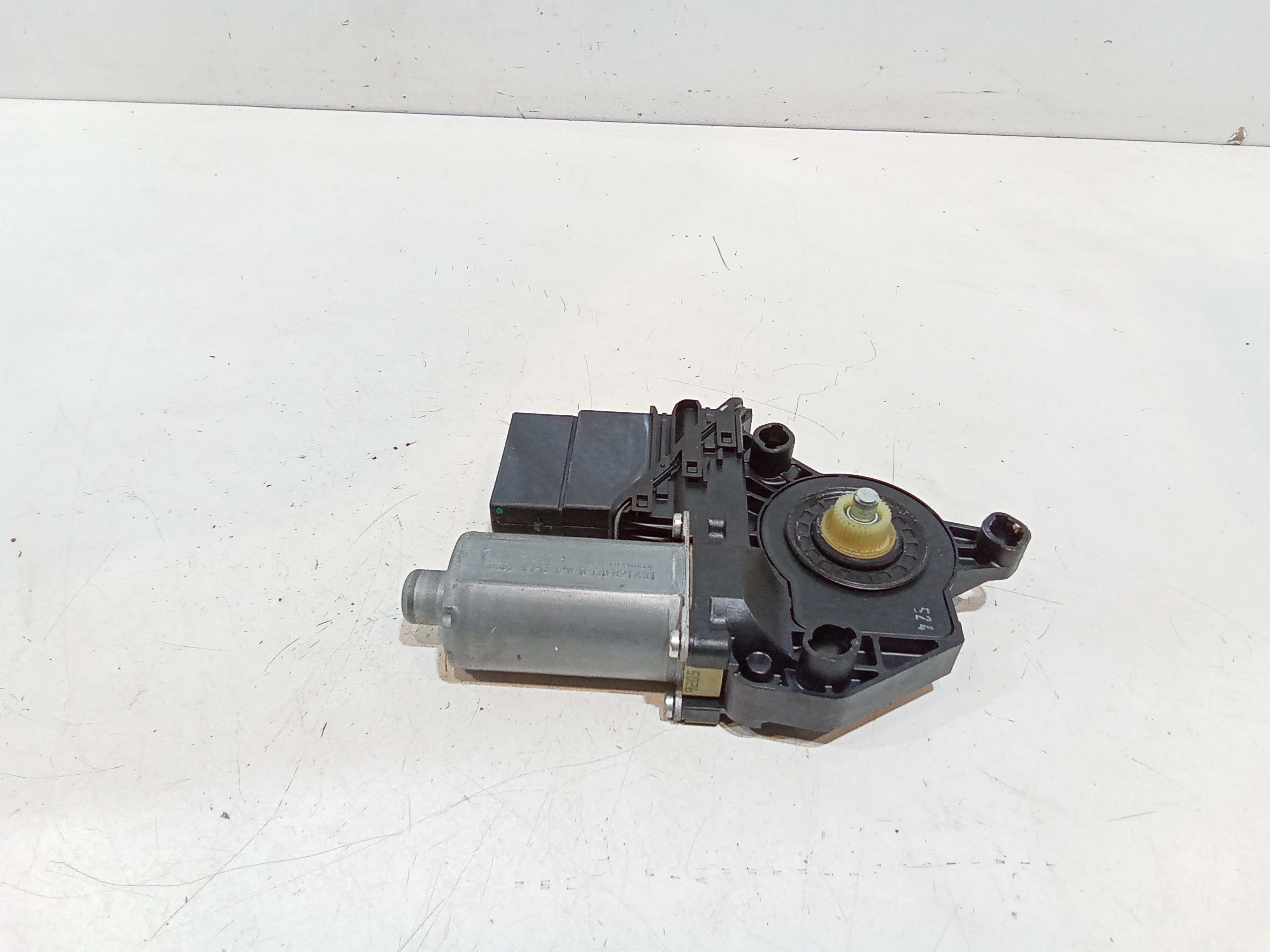 Motorino Alzacristallo Porta Post. Sinistro 5K0959703VW3 Usato