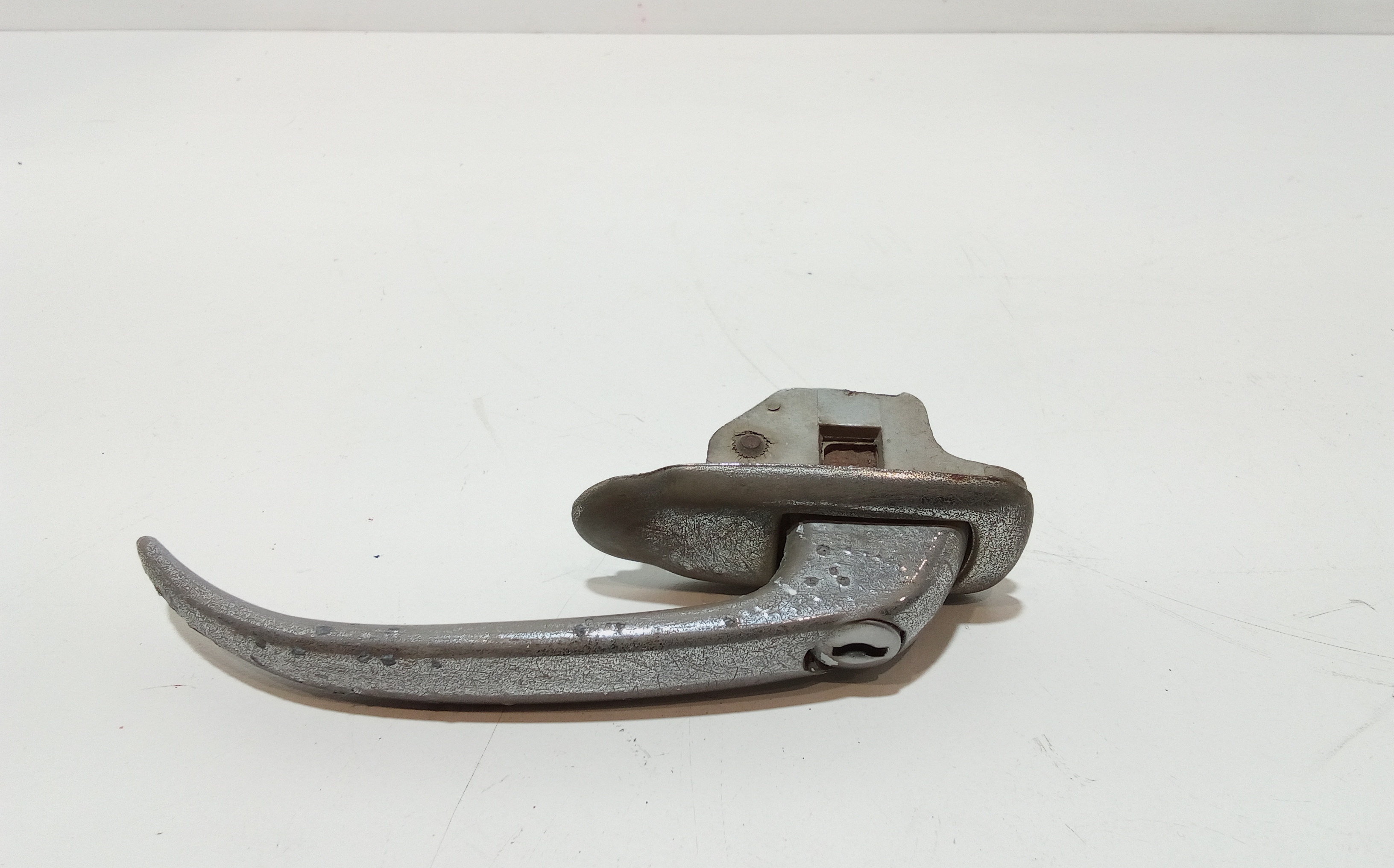 Maniglia Cofano Post. Usato