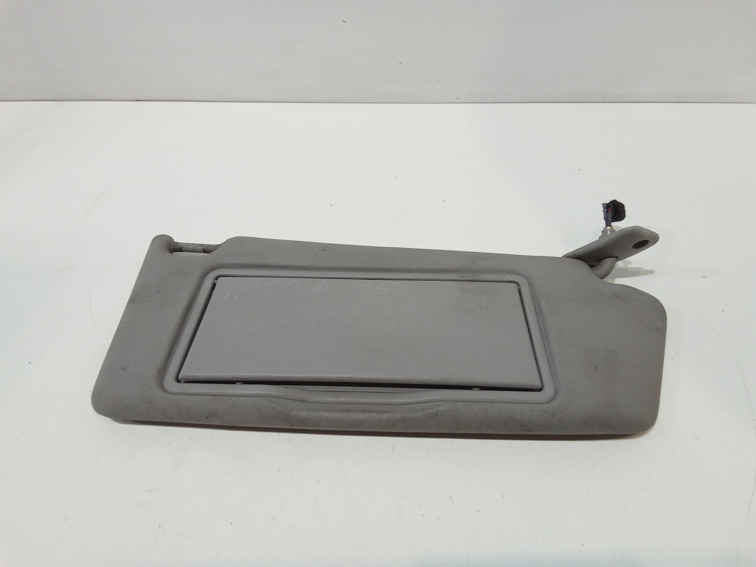 Aletta Parasole Parabrezza Destro 13113045 Usato