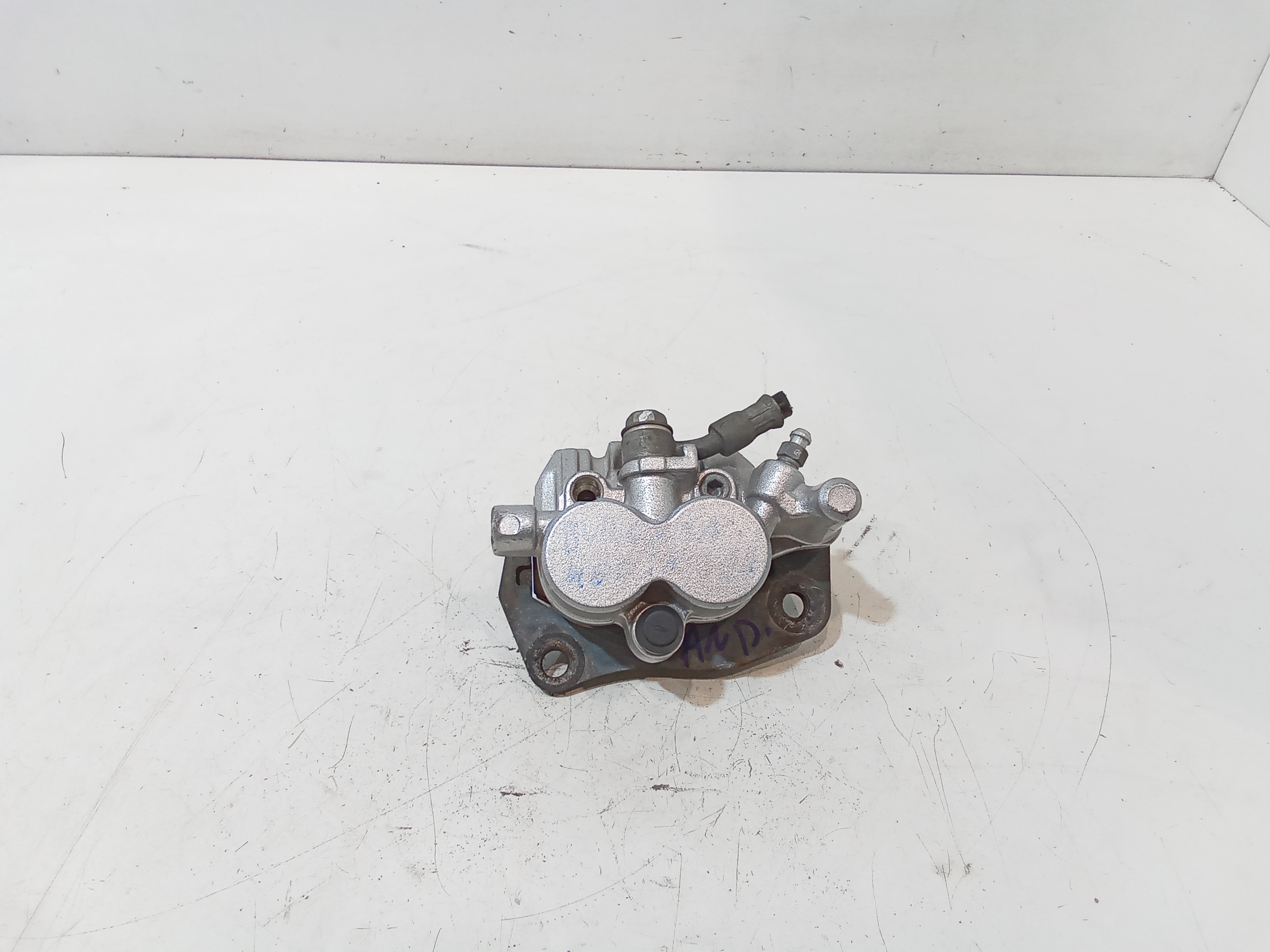 Pinza Freno Anteriore Usato