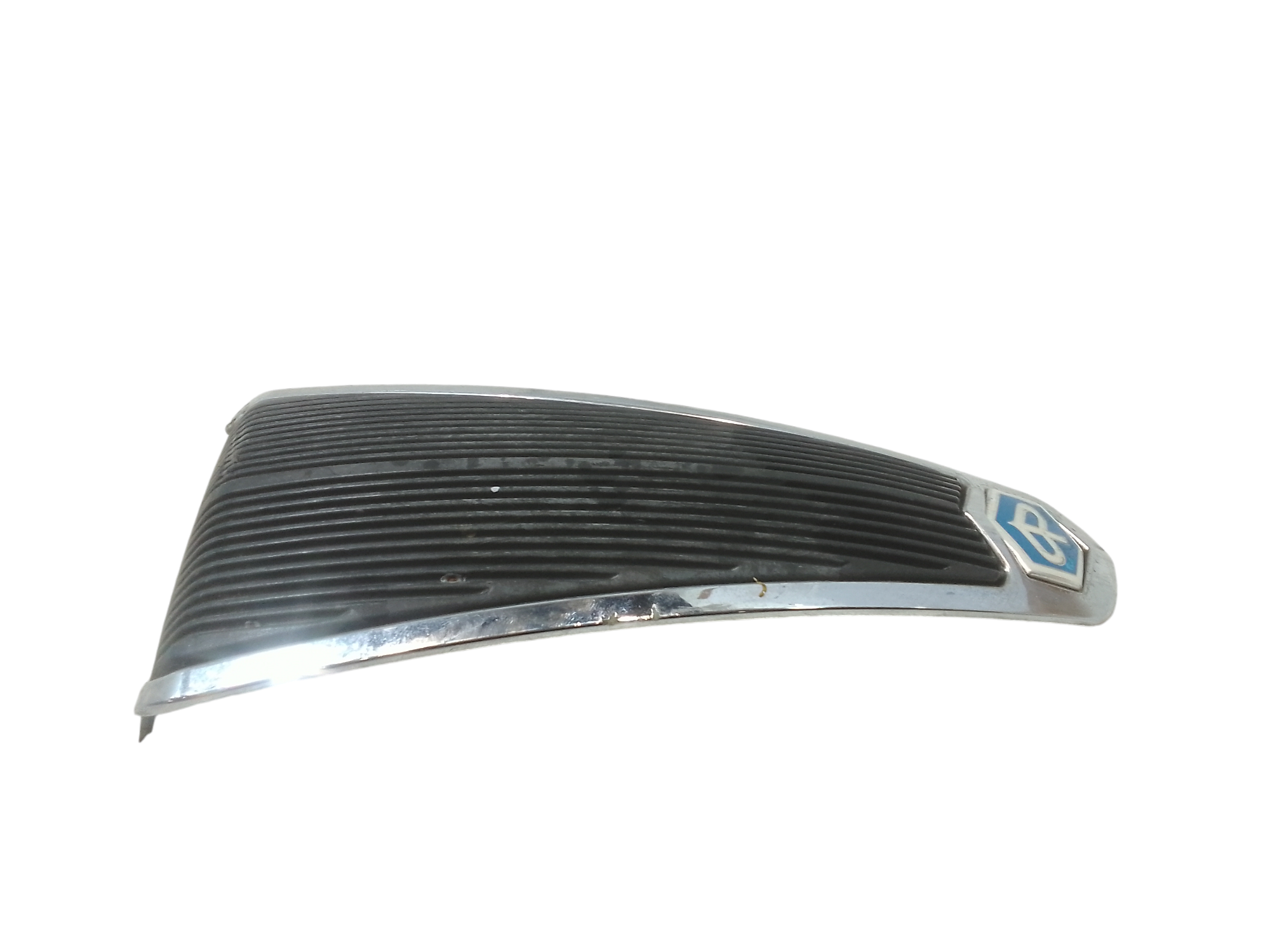 Modanatura Scudo Anteriore Usato