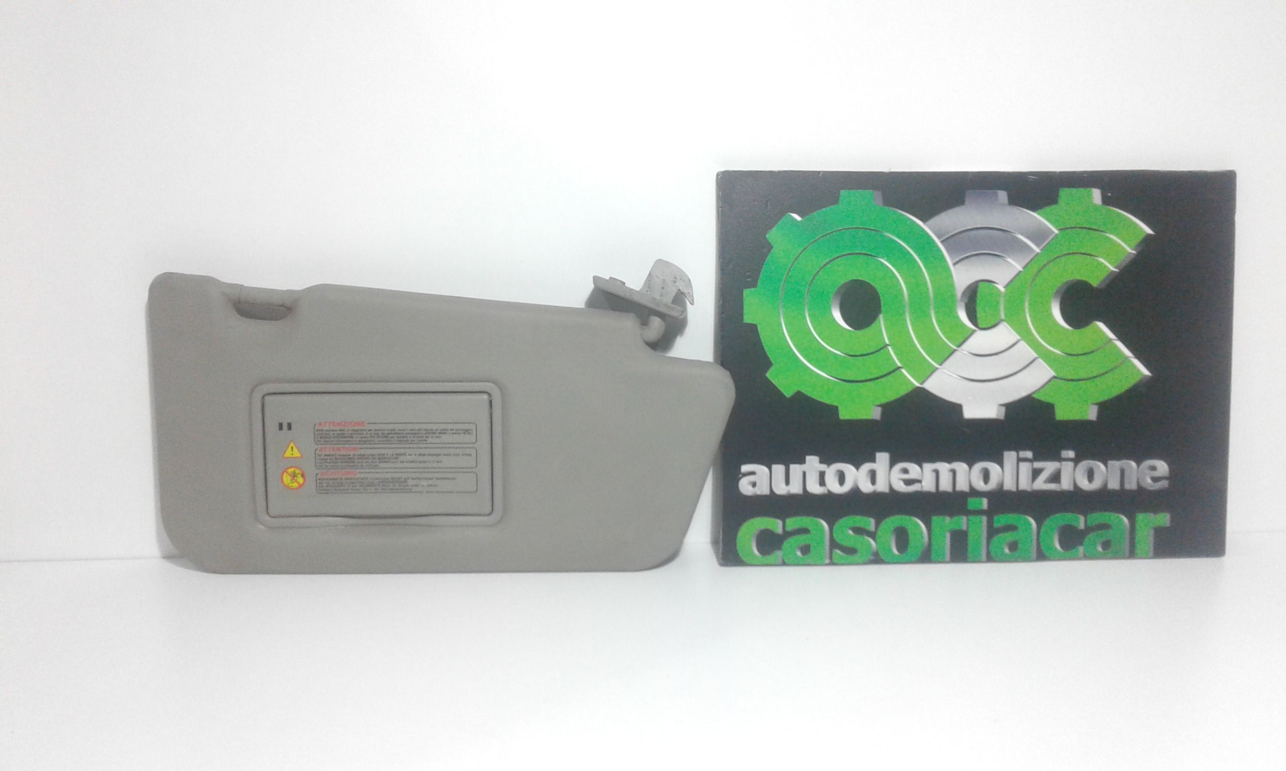 Aletta Parasole Parabrezza Destro 964001F504 Usato