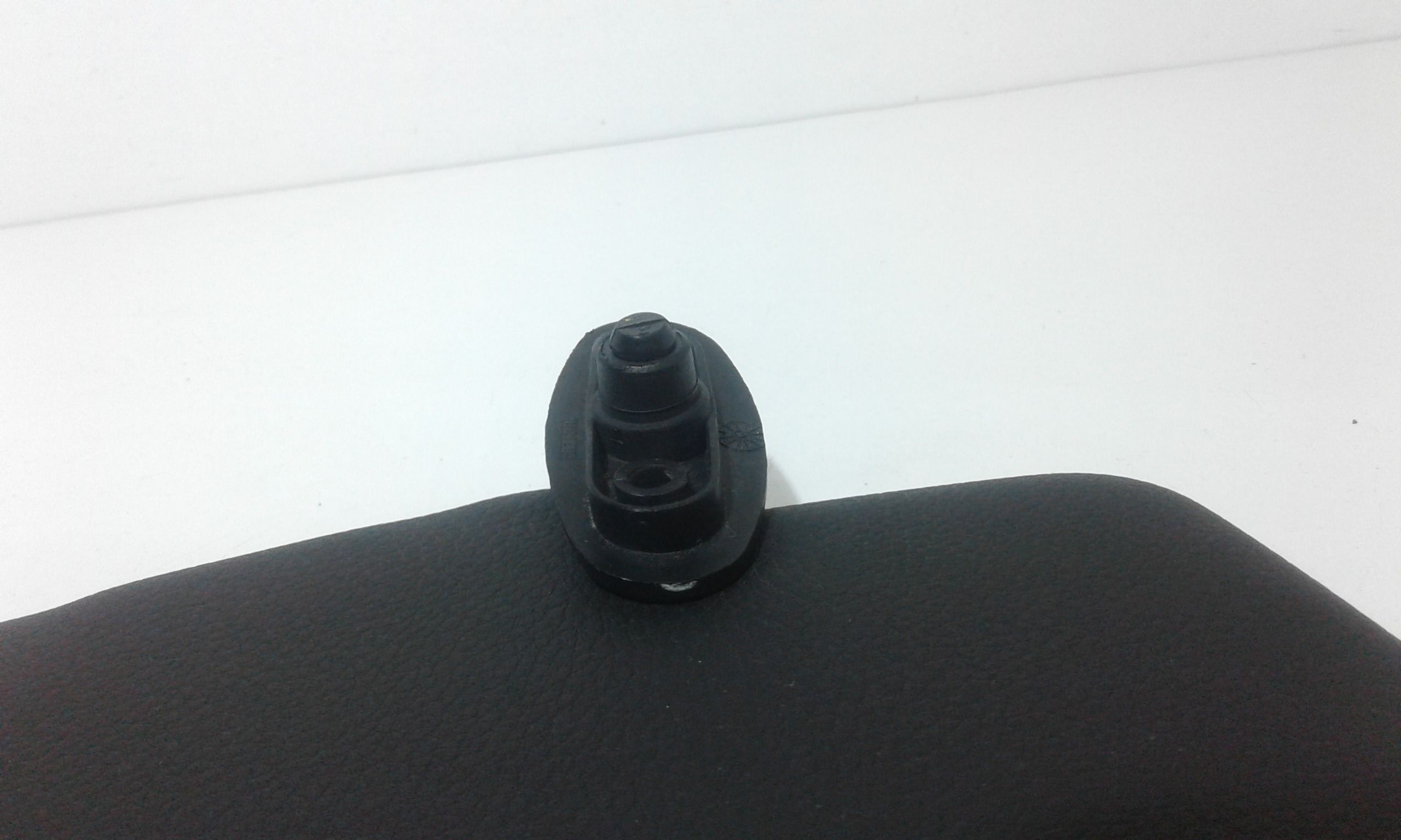 Aletta Parasole Parabrezza Destro 718401631 Usato