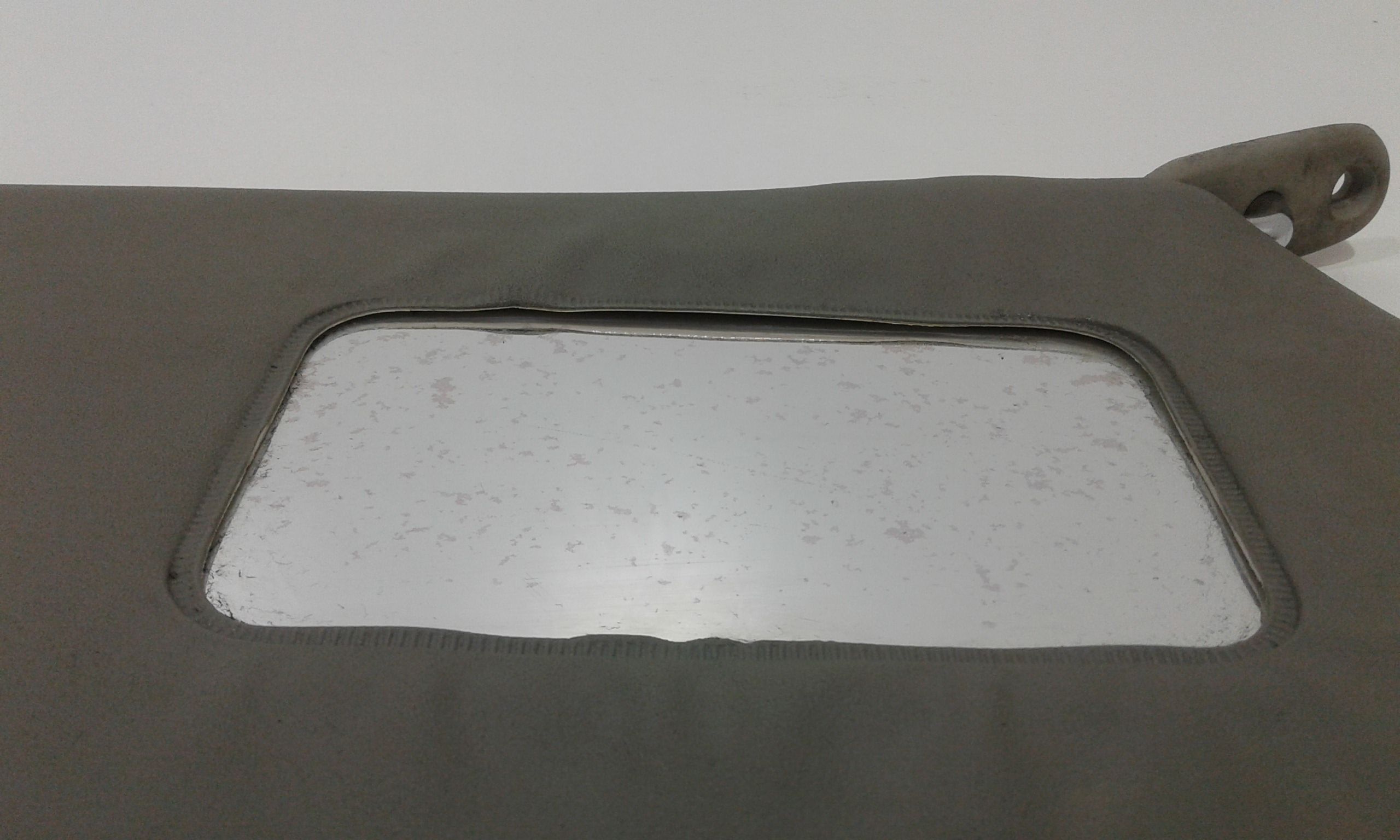 Aletta Parasole Parabrezza Destro 8520202500OB Usato