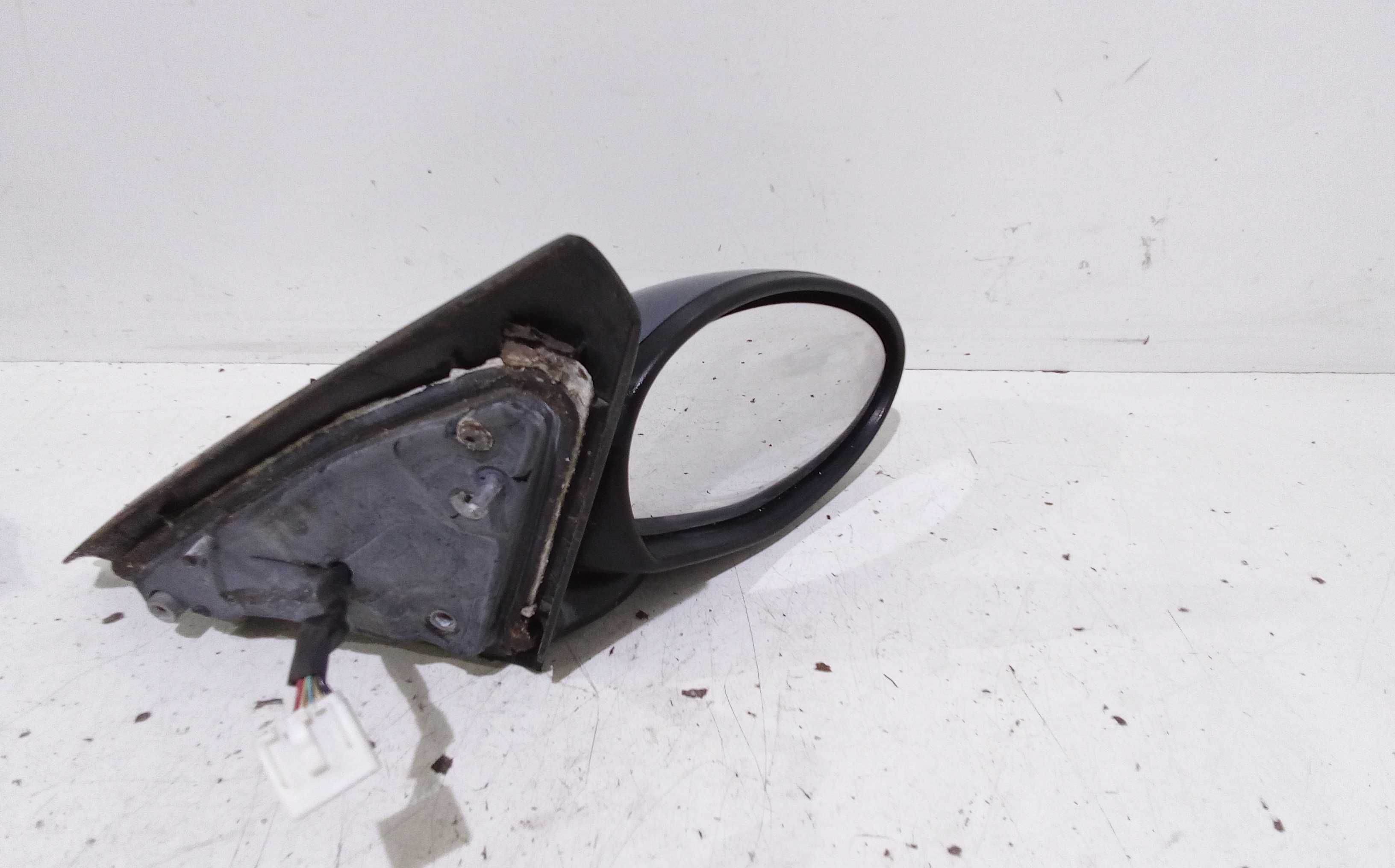 Retrovisore Est. Destro Usato