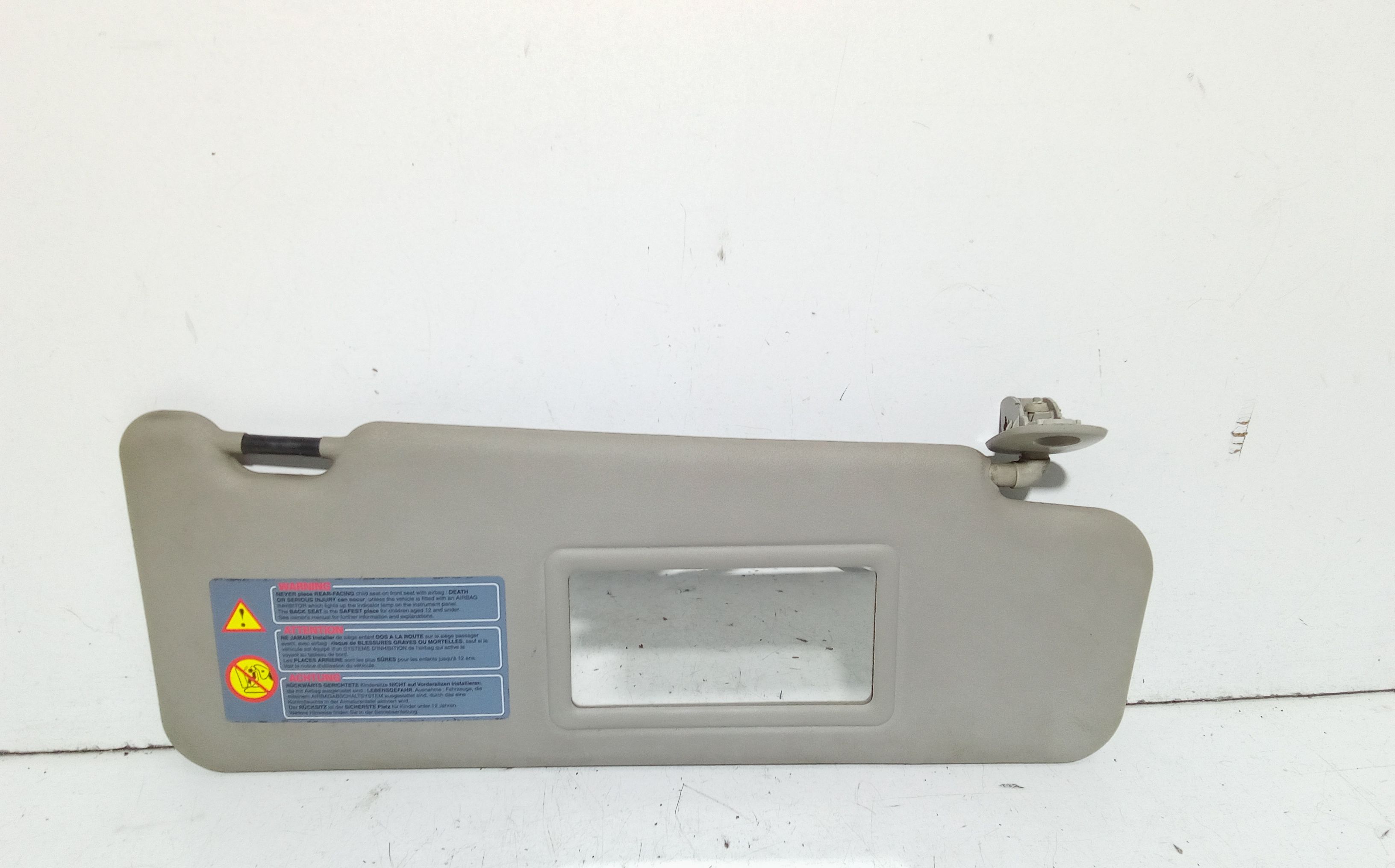 Aletta Parasole Parabrezza Destro 964006322R Usato