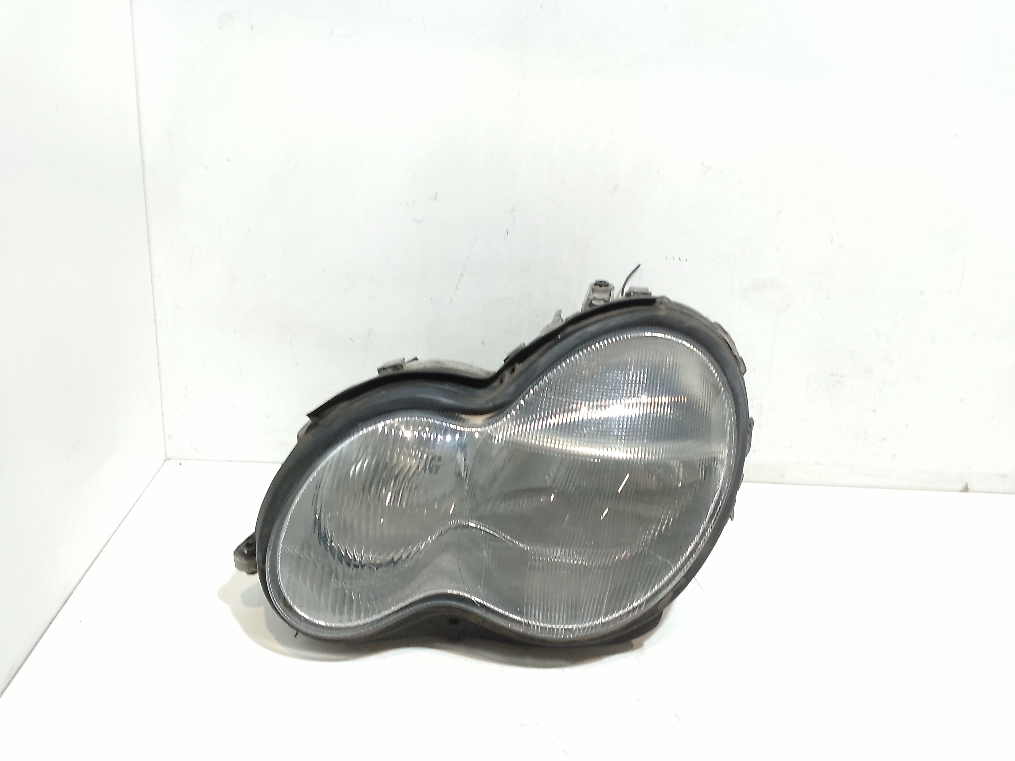 Proiettore Sinistro A2038200161 Usato