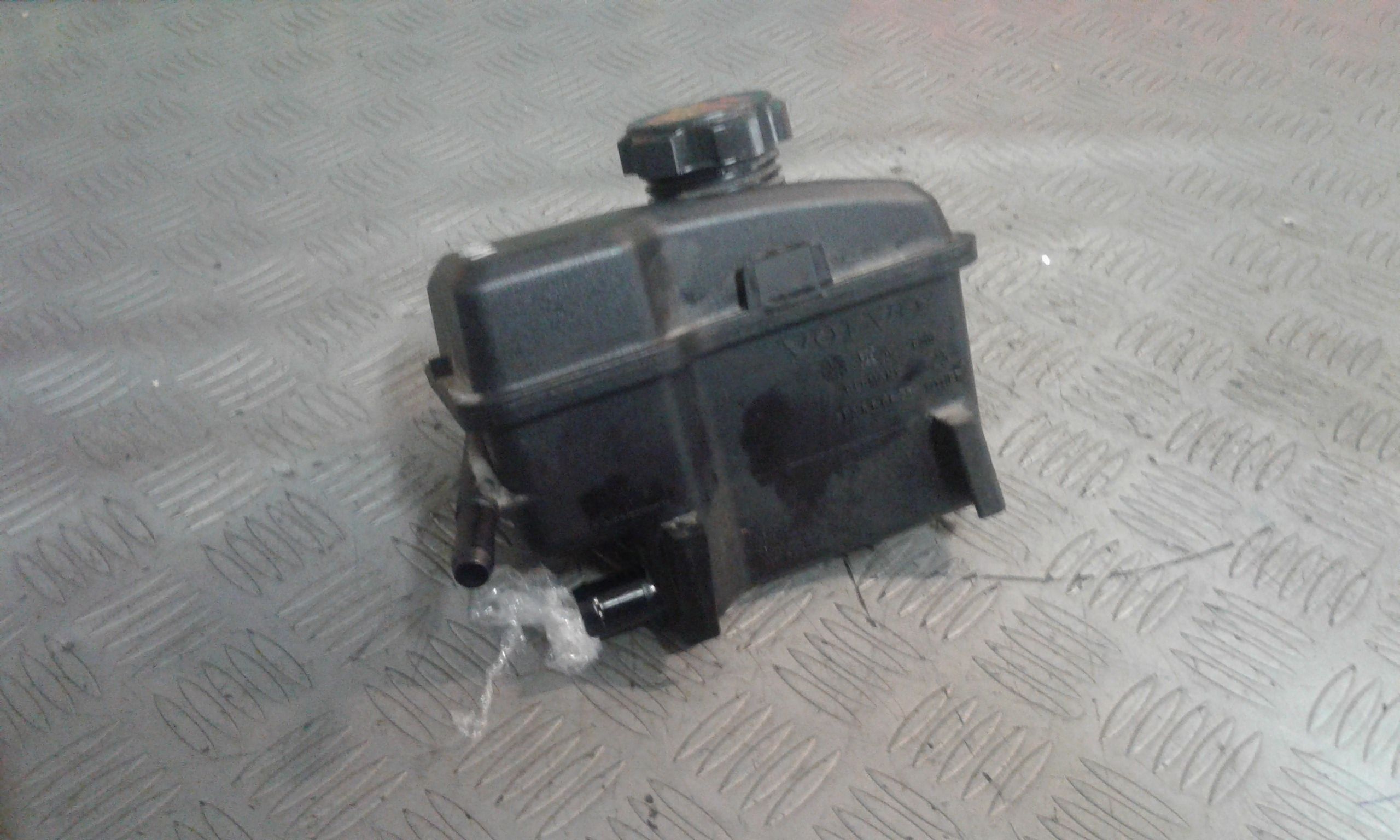 Serbatoio Liquido Freni 8683272 Usato