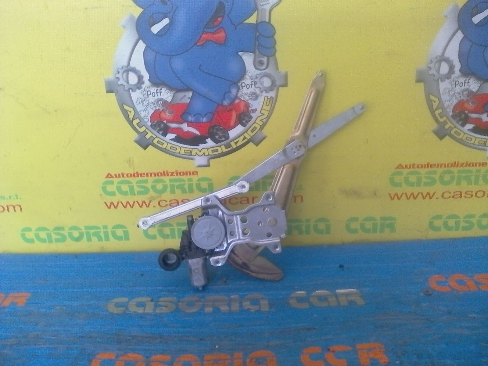 Alzacristallo Porta Ant. Sinistro 8344062J00000 Usato