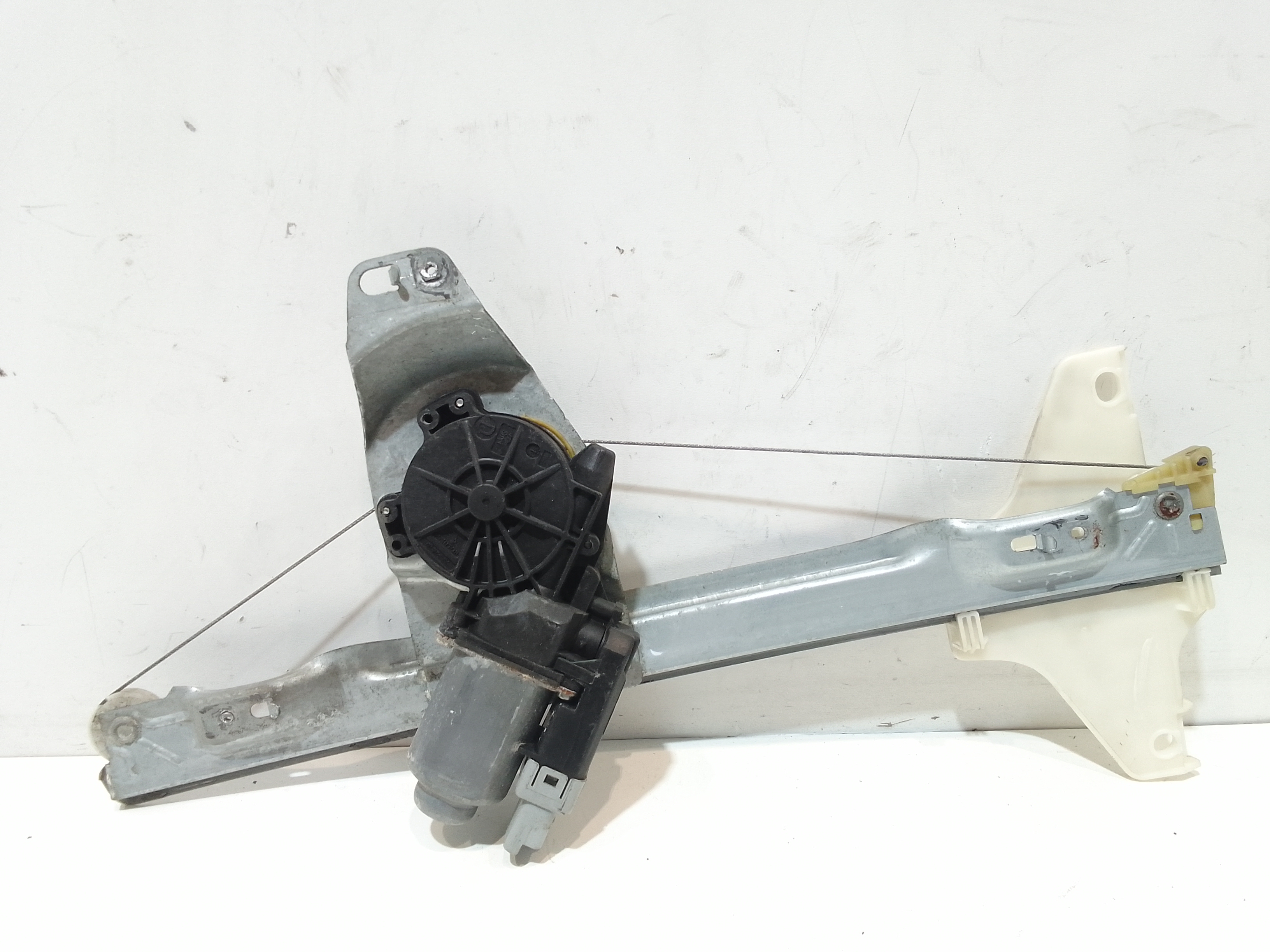 Alzacristallo Porta Post. Destro 9224E0 Usato