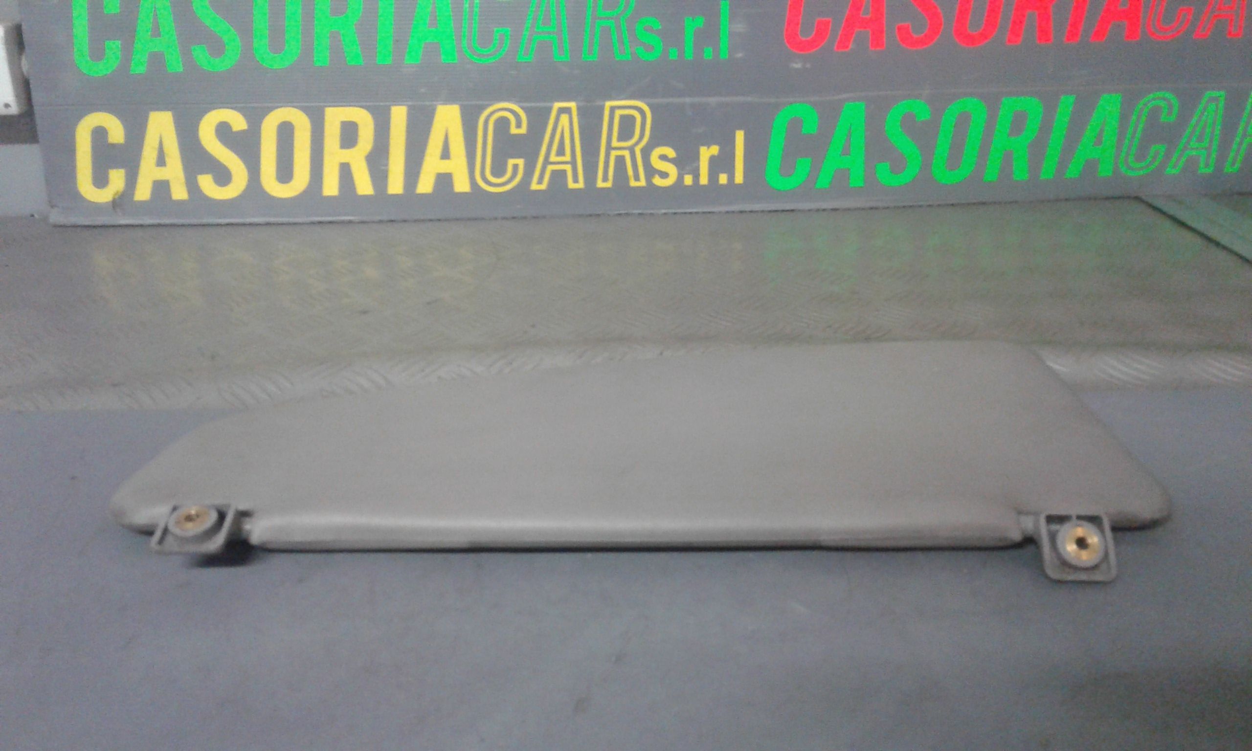 Aletta Parasole Parabrezza Sinistro 735294018 Usato