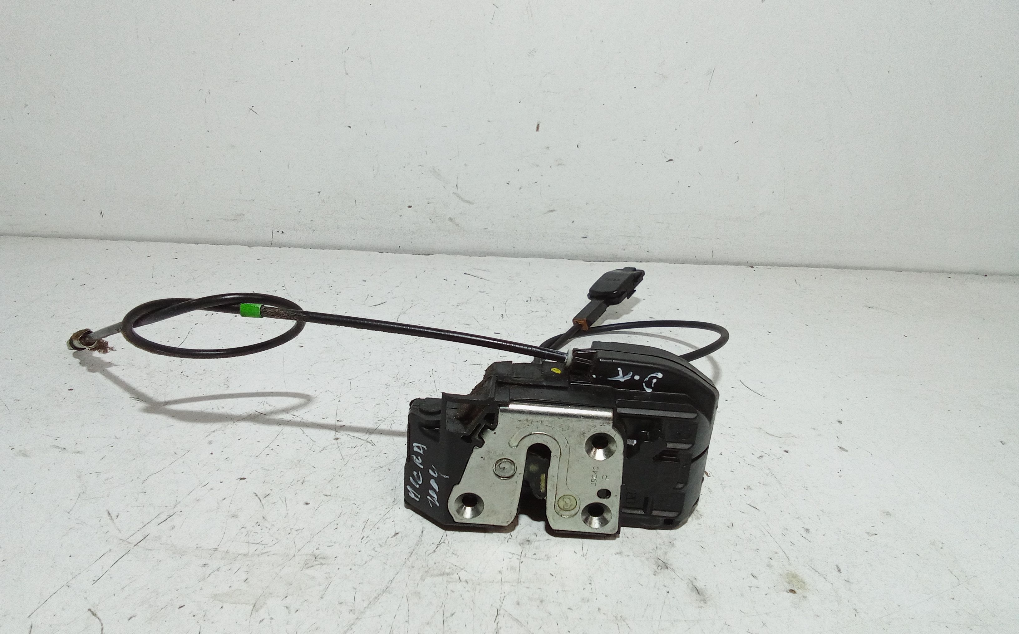 Serratura Porta Ant. Destro 80500AX61A Usato