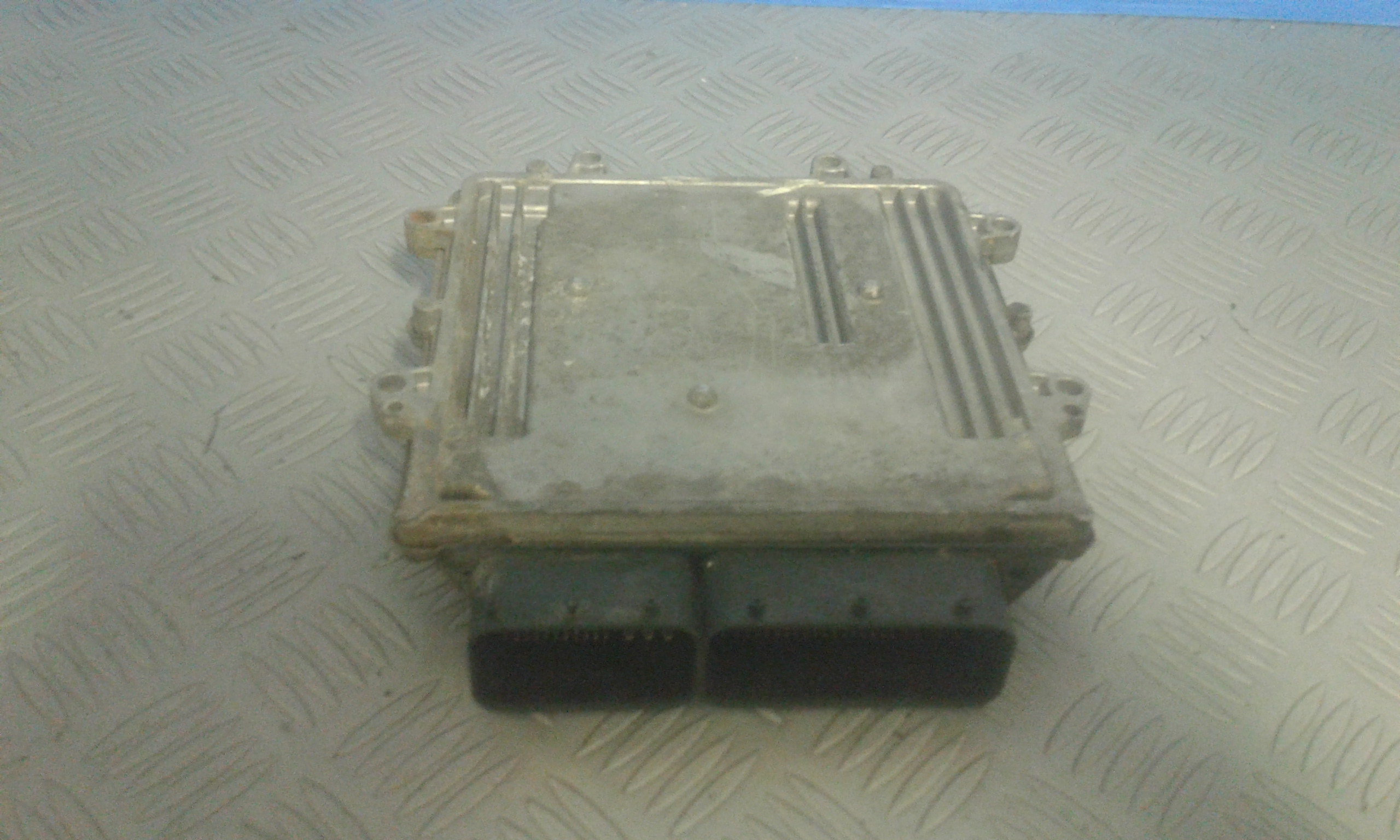 Centralina Iniezione A1351506879 Usato