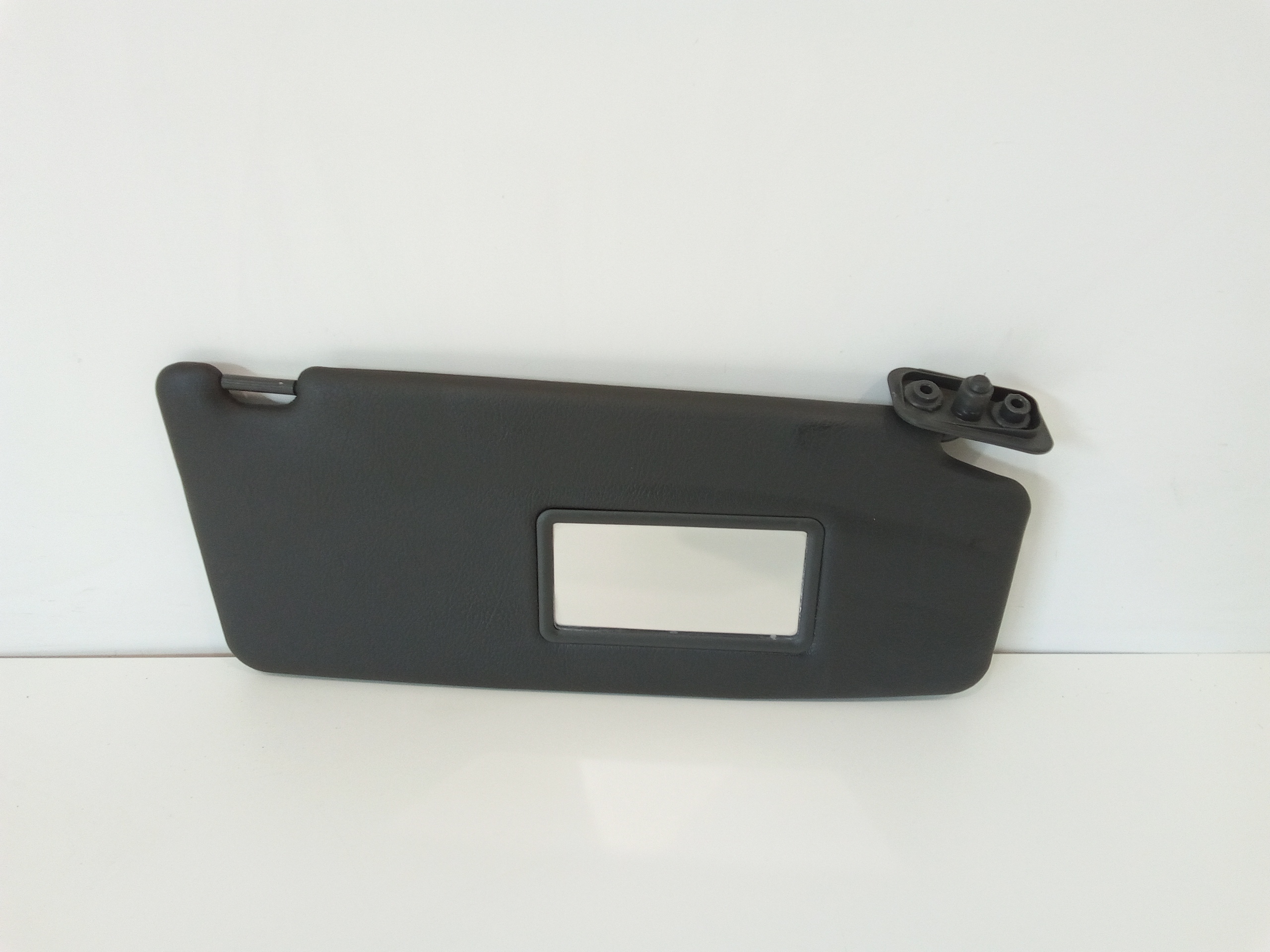 Aletta Parasole Parabrezza Destro 735295147 Usato