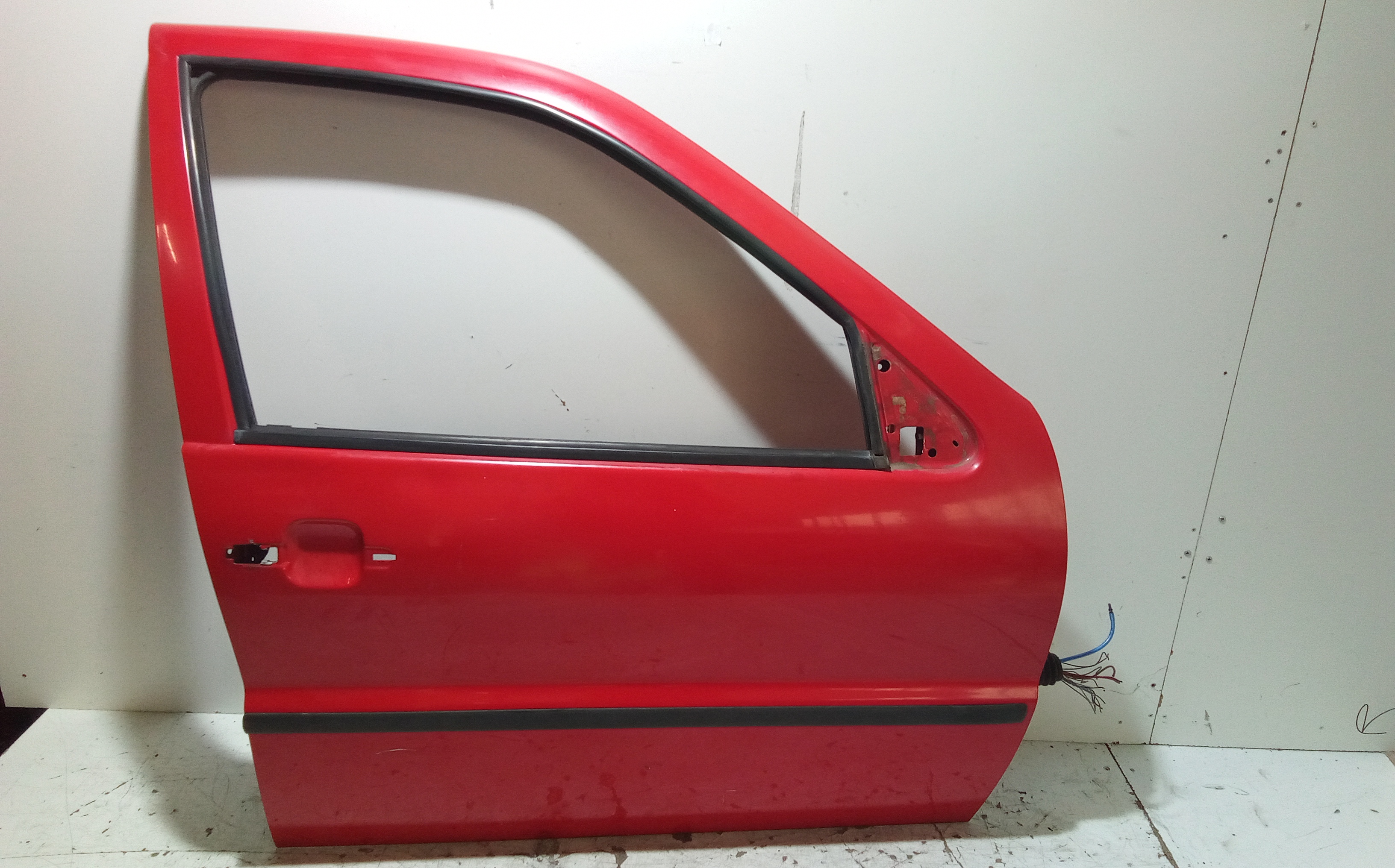 Porta Ant. Destro 6N4831056F Usato