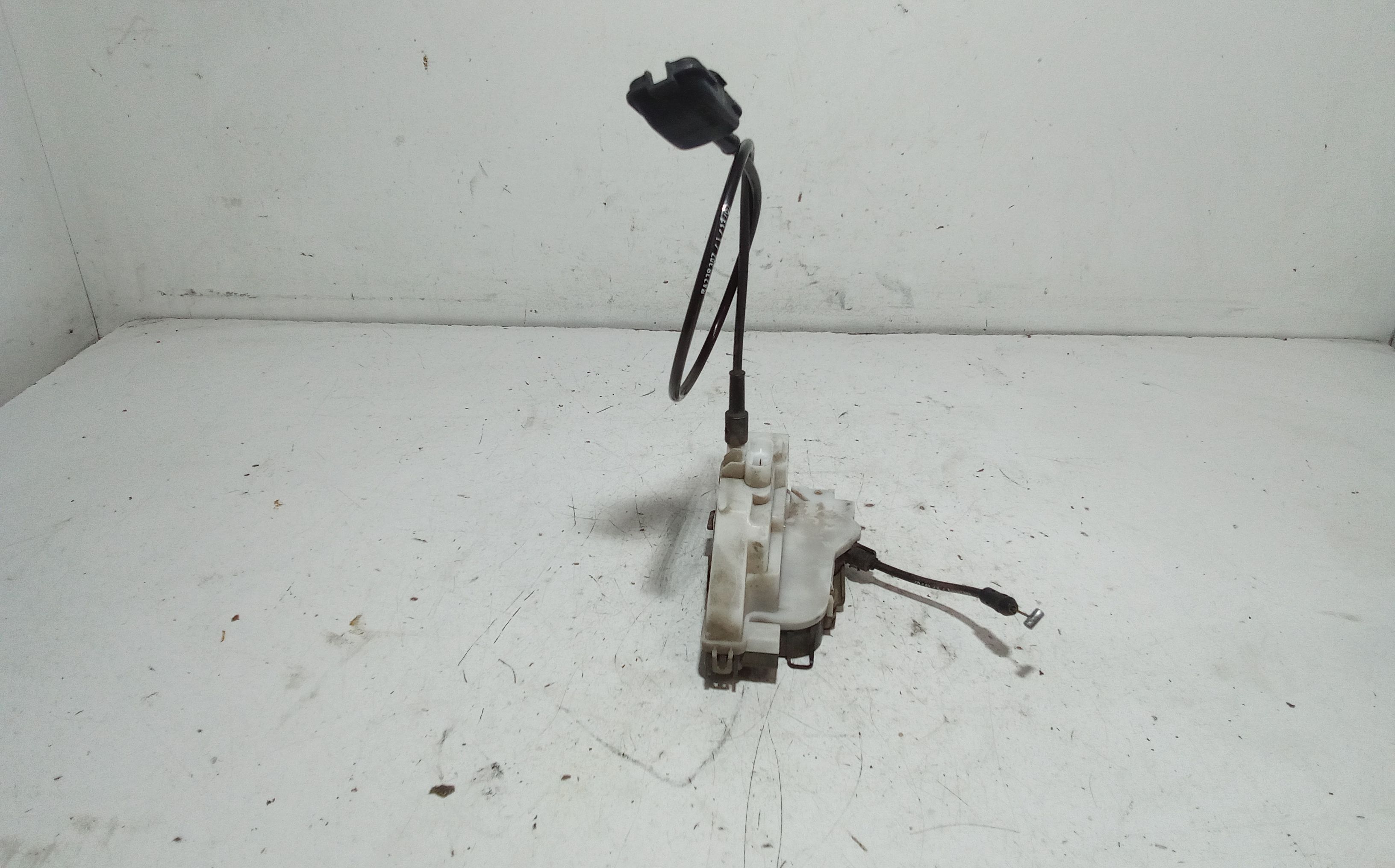 Serratura Porta Ant. Destro 8200027779 Usato